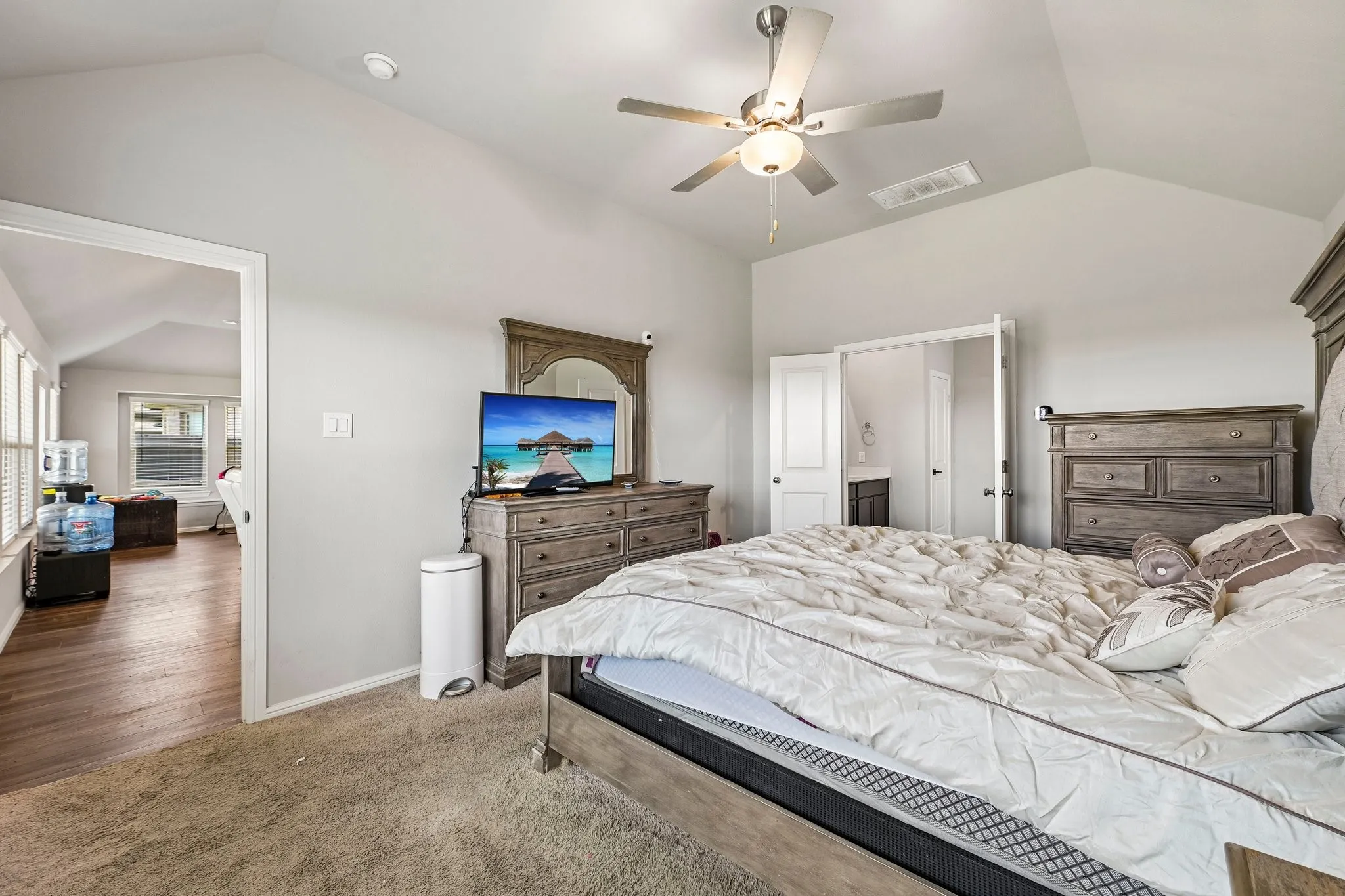 Single Family Residence For Sale in Ellis County , 7550 Wild Mint Trail, Venus, Texas 76084, 4 Bedroom, 2 Bathroom, 2 Garage spaces, 2,204 Sqft, built in 2023, mls#21319009, Real Estate Agent in Venus, Homes For Sale in Ellis county, Homes For Sale in Venus, Realtor in Venus Texas, Real Estate Brokerage Independent Realty Texas, Luminita Cordes Realtor