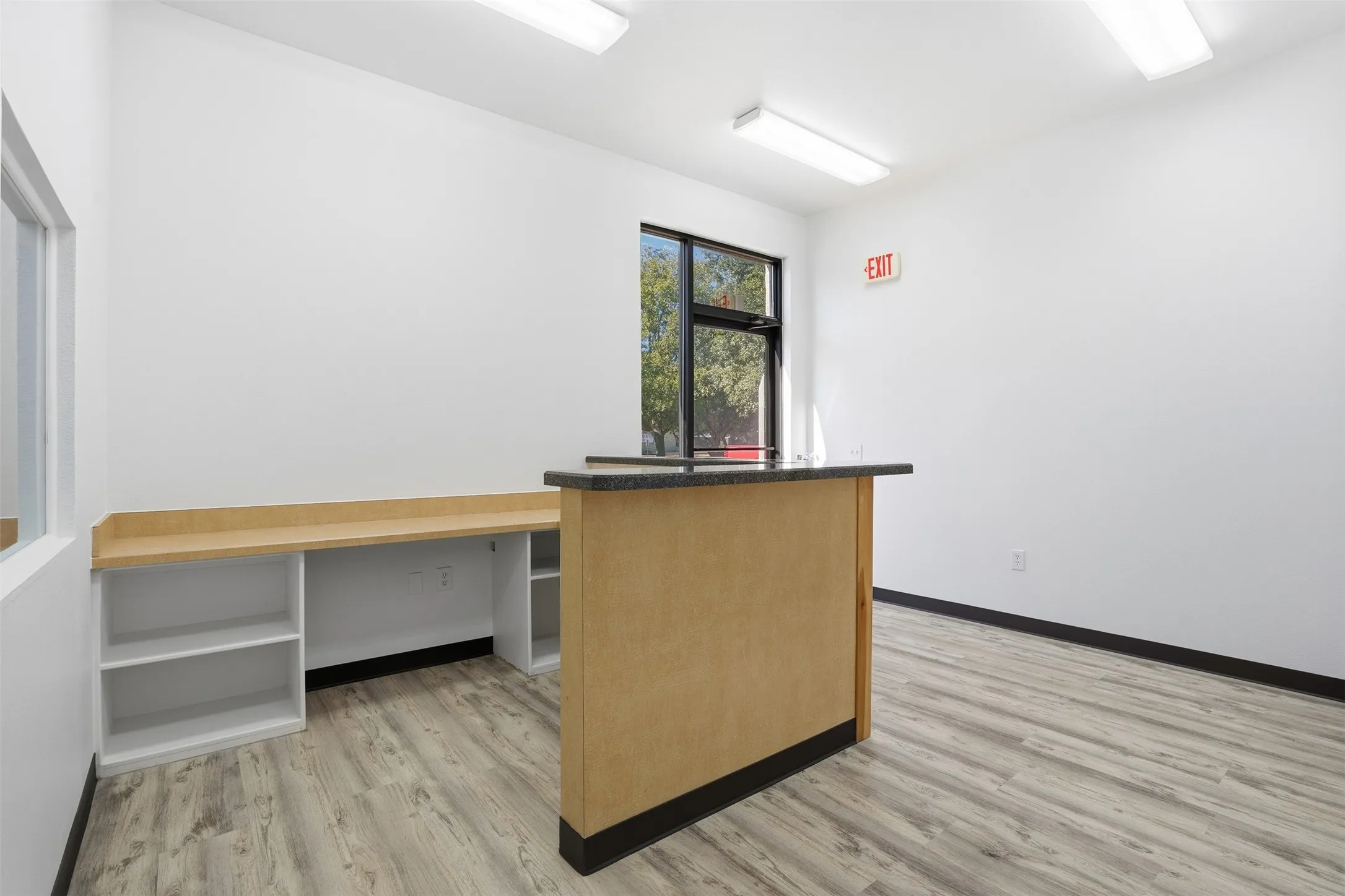 Office For Sale in Hood County , 983 Whitehead Drive, Granbury, Texas 76048, 0, 0, Garage spaces, 0 Sqft, built in 2003, mls#21326996, Real Estate Agent in Granbury, Homes For Sale in Hood county, Homes For Sale in Granbury, Realtor in Granbury Texas, Real Estate Brokerage Independent Realty Texas, Luminita Cordes Realtor