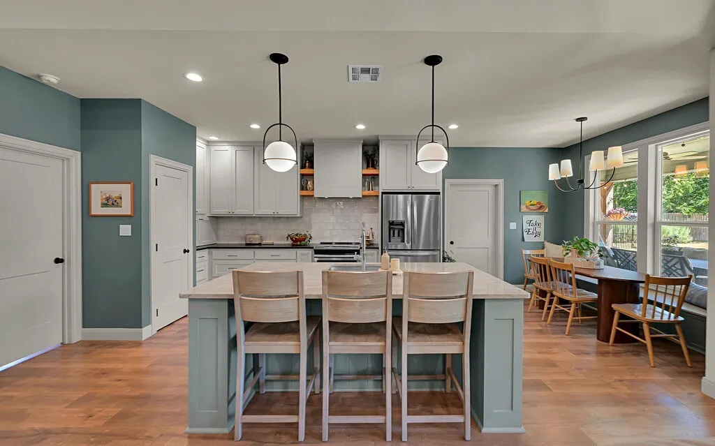 Single Family Residence For Sale in Hamilton County , 931 N Pecan Street, Hico, Texas 76457, 4 Bedroom, 3 Bathroom, 2 Garage spaces, 1,793 Sqft, built in 2022, mls#21327625, Real Estate Agent in Hico, Homes For Sale in Hamilton county, Homes For Sale in Hico, Realtor in Hico Texas, Real Estate Brokerage Independent Realty Texas, Luminita Cordes Realtor