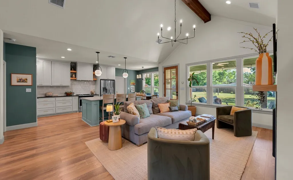 Single Family Residence For Sale in Hamilton County , 931 N Pecan Street, Hico, Texas 76457, 4 Bedroom, 3 Bathroom, 2 Garage spaces, 1,793 Sqft, built in 2022, mls#21327625, Real Estate Agent in Hico, Homes For Sale in Hamilton county, Homes For Sale in Hico, Realtor in Hico Texas, Real Estate Brokerage Independent Realty Texas, Luminita Cordes Realtor