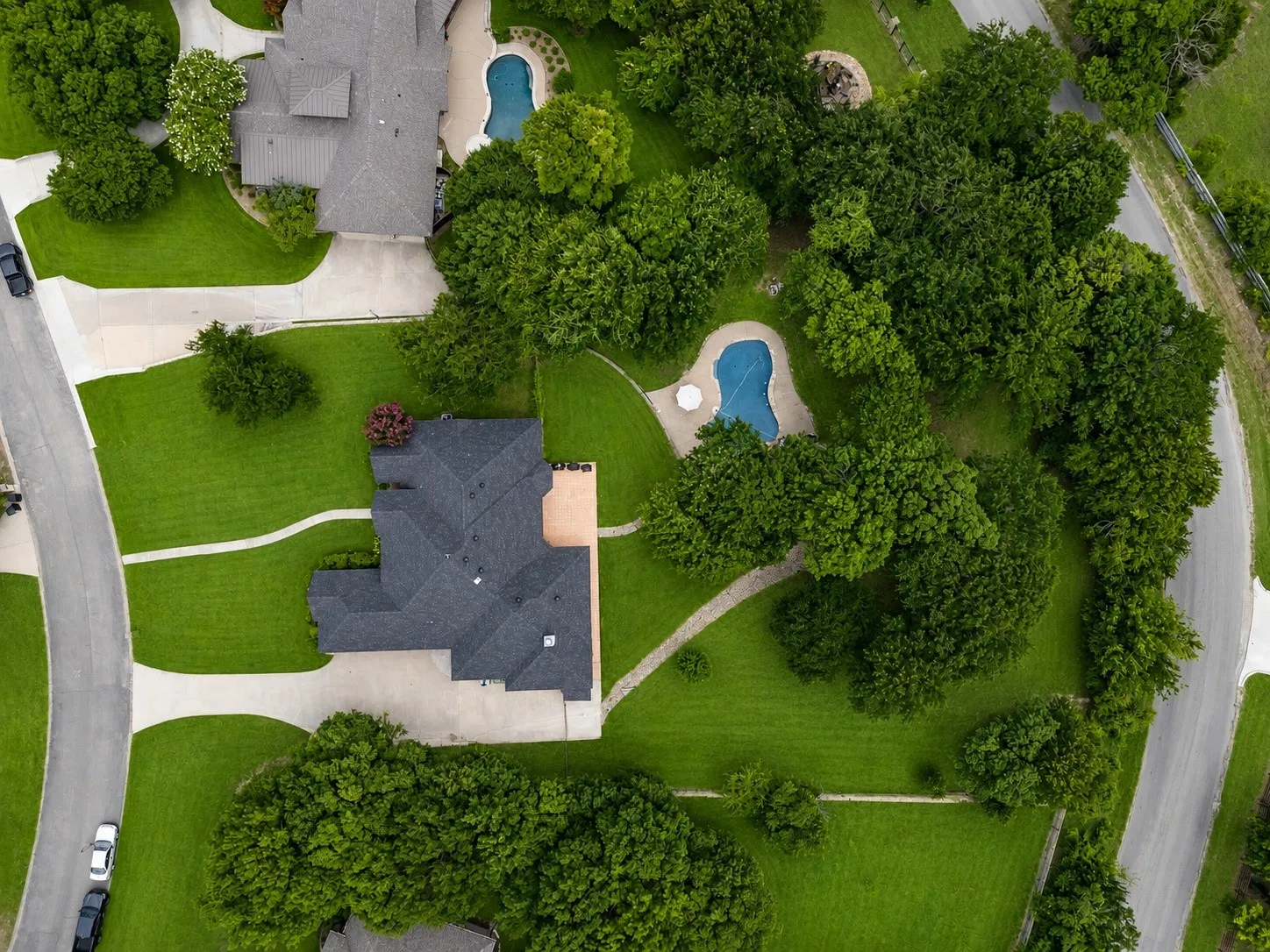 Single Family Residence For Sale in Parker County , 117 Muir Hill Drive, Aledo, Texas 76008, 4 Bedroom, 3 Bathroom, 3 Garage spaces, 3,252 Sqft, built in 2002, mls#21323980, Real Estate Agent in Aledo, Homes For Sale in Parker county, Homes For Sale in Aledo, Realtor in Aledo Texas, Real Estate Brokerage Independent Realty Texas, Luminita Cordes Realtor