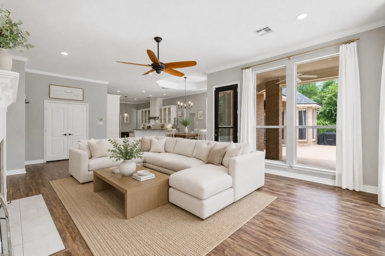 Single Family Residence For Sale in Parker County , 117 Muir Hill Drive, Aledo, Texas 76008, 4 Bedroom, 3 Bathroom, 3 Garage spaces, 3,252 Sqft, built in 2002, mls#21323980, Real Estate Agent in Aledo, Homes For Sale in Parker county, Homes For Sale in Aledo, Realtor in Aledo Texas, Real Estate Brokerage Independent Realty Texas, Luminita Cordes Realtor