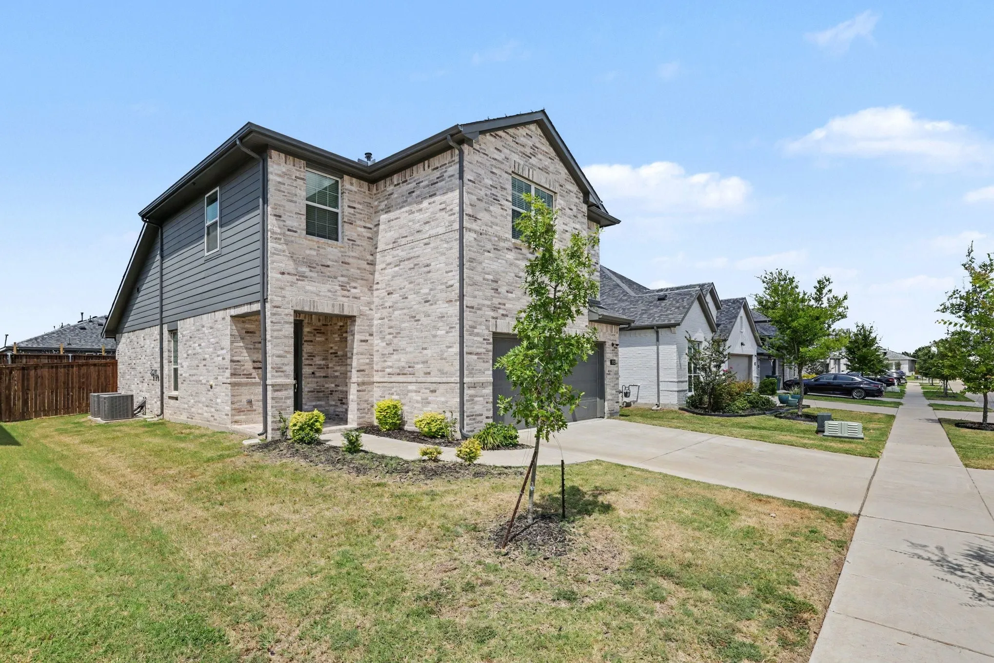 Single Family Residence For Sale in Collin County , 713 Rain Barrel Place, Weston, Texas 75009, 4 Bedroom, 3 Bathroom, 2 Garage spaces, 1,982 Sqft, built in 2022, mls#21323289, Real Estate Agent in Weston, Homes For Sale in Collin county, Homes For Sale in Weston, Realtor in Weston Texas, Real Estate Brokerage Independent Realty Texas, Luminita Cordes Realtor