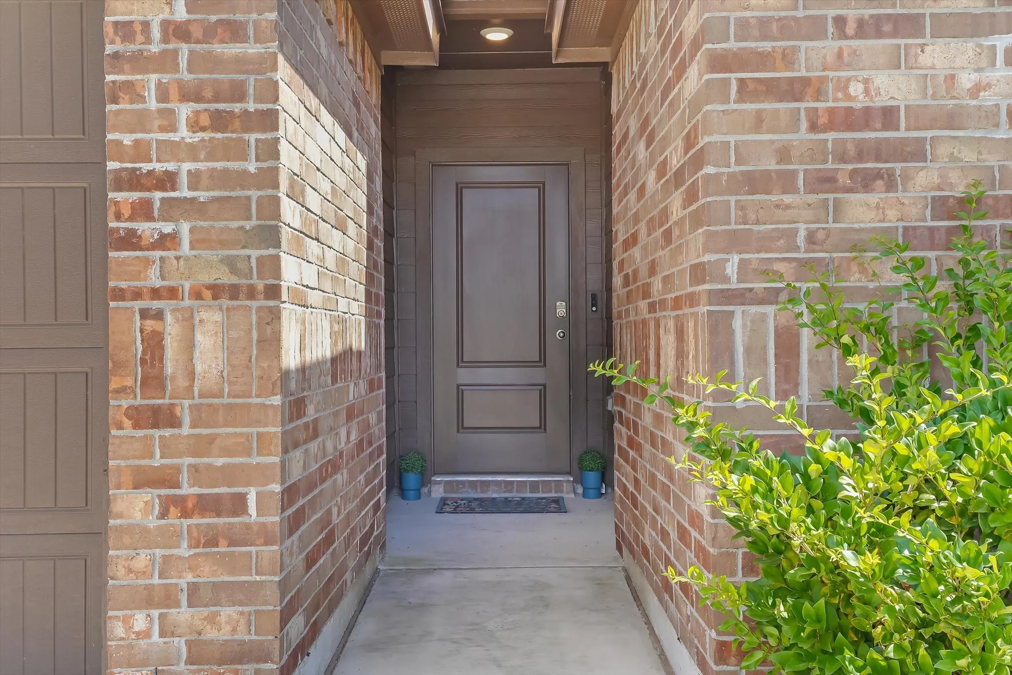 Single Family Residence For Sale in Denton County , 16313 Milwaukee Street, Justin, Texas 76247, 3 Bedroom, 2 Bathroom, 2 Garage spaces, 1,451 Sqft, built in 2023, mls#21327628, Real Estate Agent in Justin, Homes For Sale in Denton county, Homes For Sale in Justin, Realtor in Justin Texas, Real Estate Brokerage Independent Realty Texas, Luminita Cordes Realtor