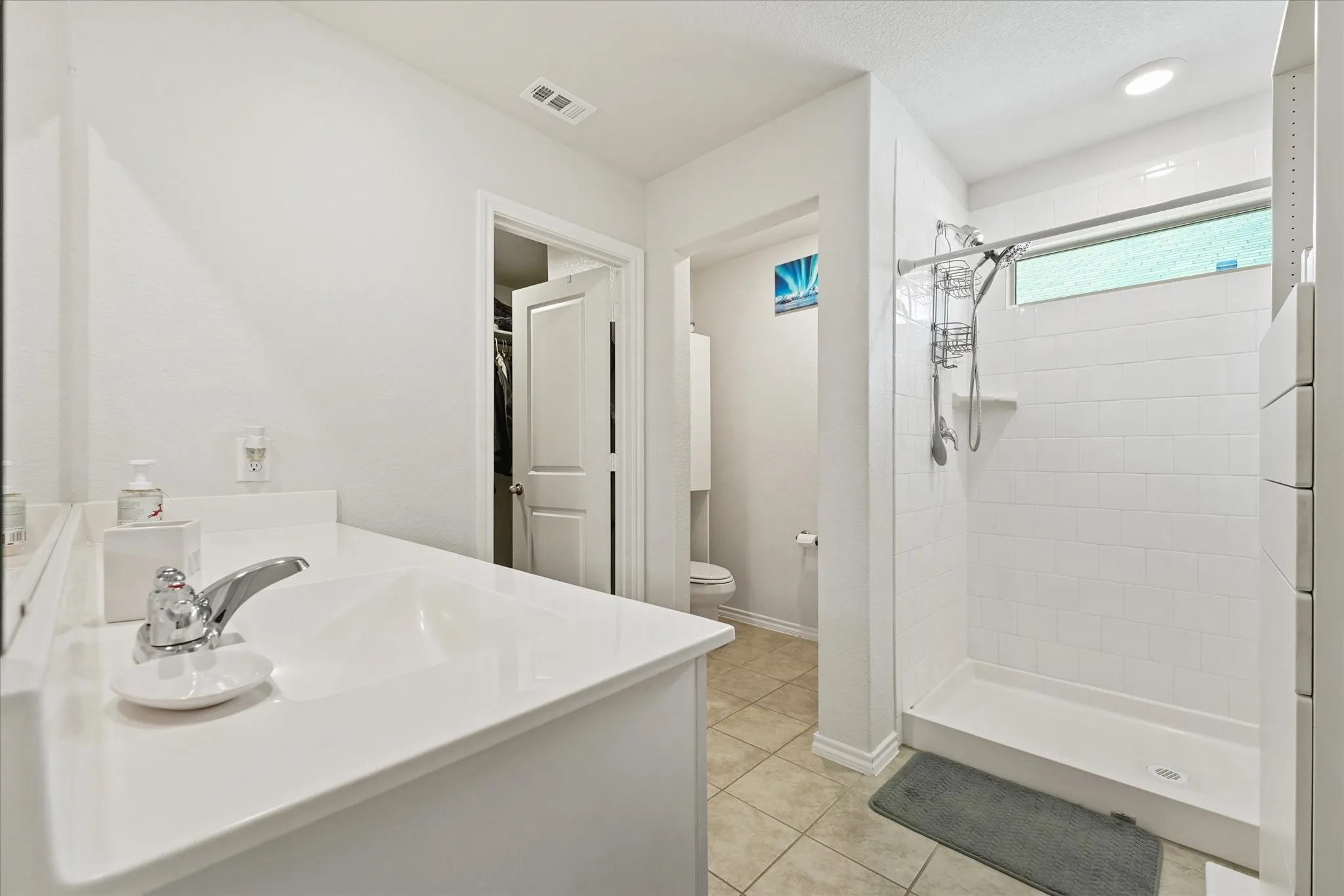 Single Family Residence For Sale in Denton County , 16313 Milwaukee Street, Justin, Texas 76247, 3 Bedroom, 2 Bathroom, 2 Garage spaces, 1,451 Sqft, built in 2023, mls#21327628, Real Estate Agent in Justin, Homes For Sale in Denton county, Homes For Sale in Justin, Realtor in Justin Texas, Real Estate Brokerage Independent Realty Texas, Luminita Cordes Realtor