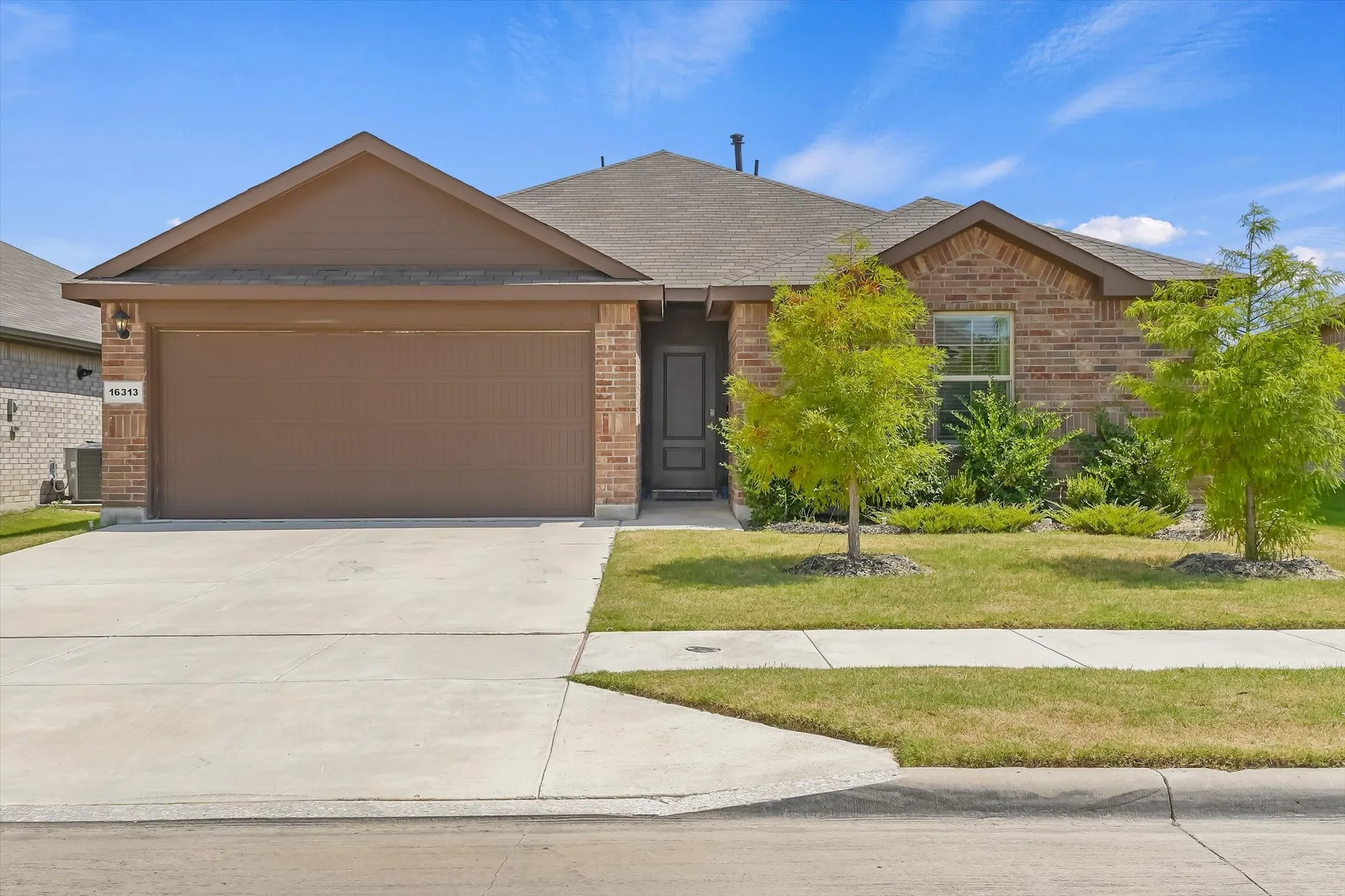 Single Family Residence For Sale in Denton County , 16313 Milwaukee Street, Justin, Texas 76247, 3 Bedroom, 2 Bathroom, 2 Garage spaces, 1,451 Sqft, built in 2023, mls#21327628, Real Estate Agent in Justin, Homes For Sale in Denton county, Homes For Sale in Justin, Realtor in Justin Texas, Real Estate Brokerage Independent Realty Texas, Luminita Cordes Realtor