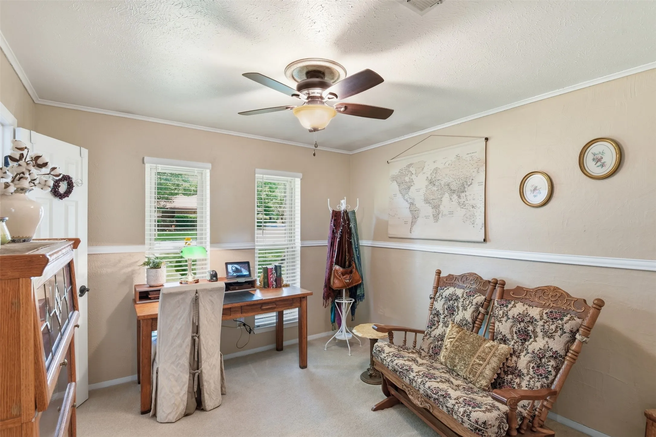 Single Family Residence For Sale in Fannin County , 503 Mockingbird Street, Bonham, Texas 75418, 3 Bedroom, 2 Bathroom, 2 Garage spaces, 2,282 Sqft, built in 1983, mls#21321076, Real Estate Agent in Bonham, Homes For Sale in Fannin county, Homes For Sale in Bonham, Realtor in Bonham Texas, Real Estate Brokerage Independent Realty Texas, Luminita Cordes Realtor