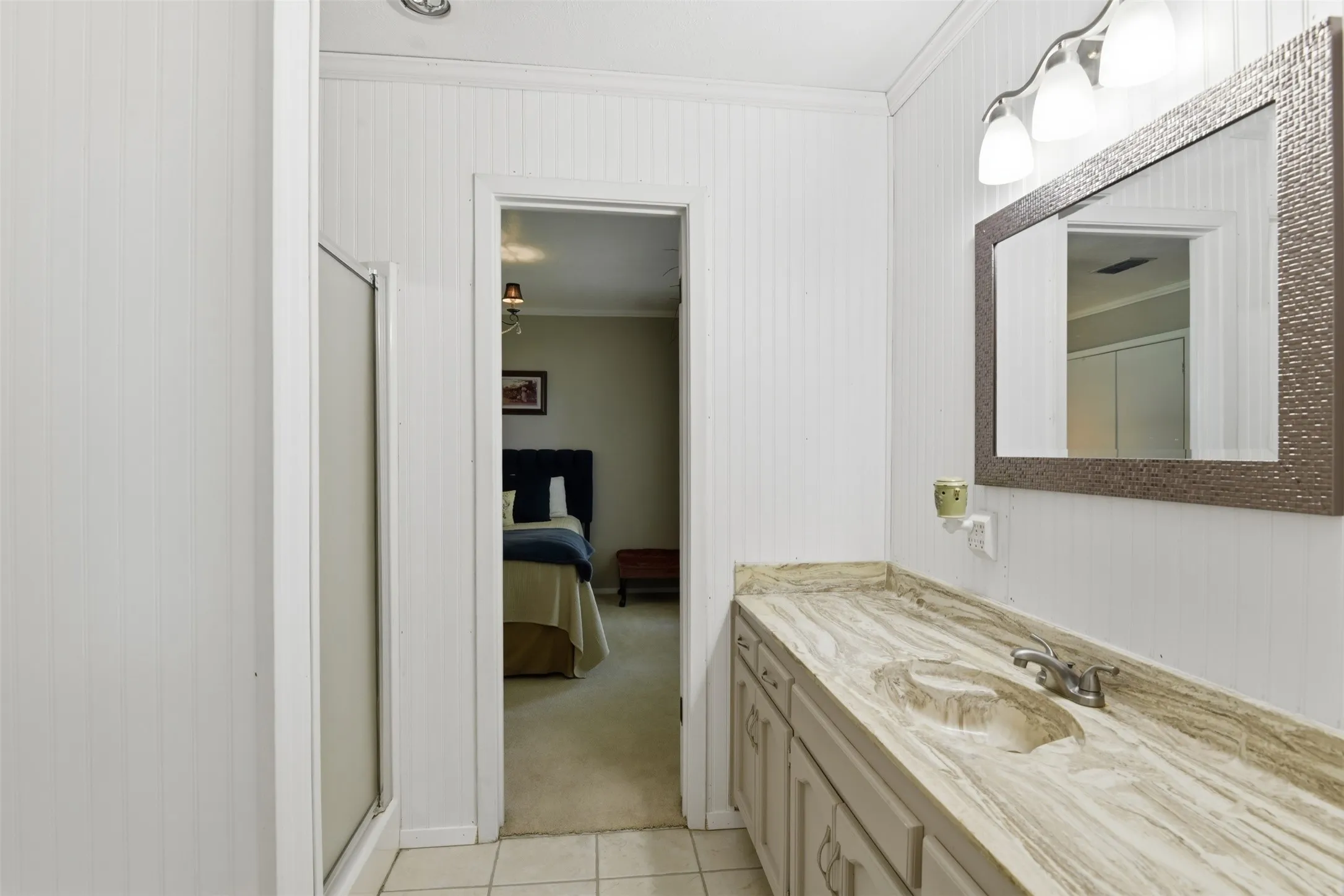 Single Family Residence For Sale in Fannin County , 503 Mockingbird Street, Bonham, Texas 75418, 3 Bedroom, 2 Bathroom, 2 Garage spaces, 2,282 Sqft, built in 1983, mls#21321076, Real Estate Agent in Bonham, Homes For Sale in Fannin county, Homes For Sale in Bonham, Realtor in Bonham Texas, Real Estate Brokerage Independent Realty Texas, Luminita Cordes Realtor