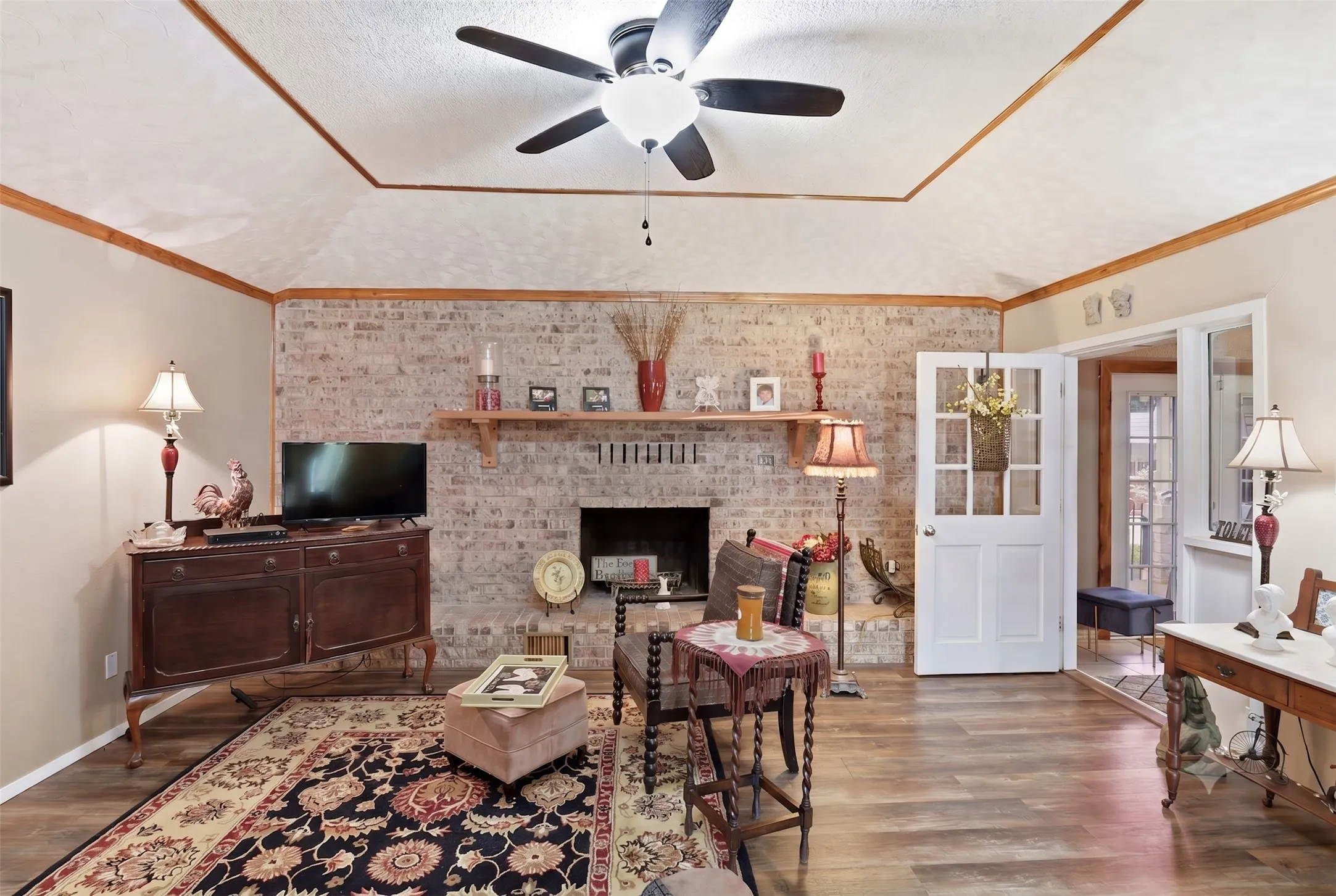 Single Family Residence For Sale in Fannin County , 503 Mockingbird Street, Bonham, Texas 75418, 3 Bedroom, 2 Bathroom, 2 Garage spaces, 2,282 Sqft, built in 1983, mls#21321076, Real Estate Agent in Bonham, Homes For Sale in Fannin county, Homes For Sale in Bonham, Realtor in Bonham Texas, Real Estate Brokerage Independent Realty Texas, Luminita Cordes Realtor