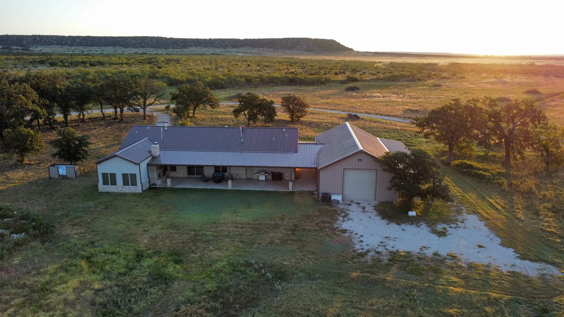 Farm For Sale in Taylor County , 449 CR 194, Ovalo, Texas 79541, 4 Bedroom, 3 Bathroom, 3 Garage spaces, 3,208 Sqft, built in 2024, mls#21327632, Real Estate Agent in Ovalo, Homes For Sale in Taylor county, Homes For Sale in Ovalo, Realtor in Ovalo Texas, Real Estate Brokerage Independent Realty Texas, Luminita Cordes Realtor