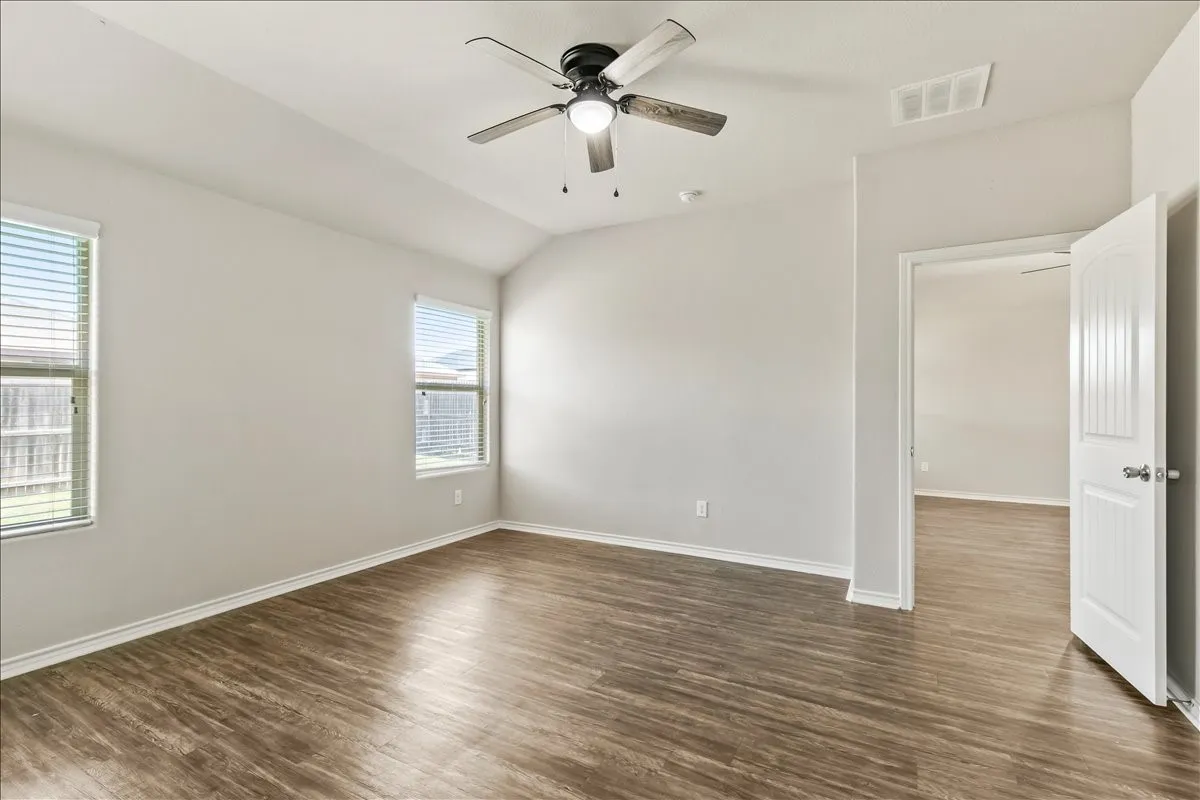 Single Family Residence For Sale in Tarrant County , 6308 Eagle Pier Way, Fort Worth, Texas 76179, 3 Bedroom, 2 Bathroom, 2 Garage spaces, 1,773 Sqft, built in 2018, mls#21327653, Real Estate Agent in Fort Worth, Homes For Sale in Tarrant county, Homes For Sale in Fort Worth, Realtor in Fort Worth Texas, Real Estate Brokerage Independent Realty Texas, Luminita Cordes Realtor