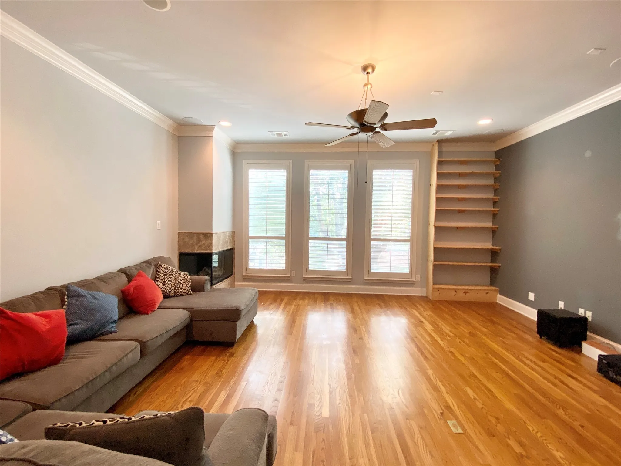 Single Family Residence For Rent in Dallas County , 1430 Pecos Street, Dallas, Texas 75204, 2 Bedroom, 3 Bathroom, 2 Garage spaces, 2,265 Sqft, built in 2002, mls#21327656, Real Estate Agent in Dallas, Homes For Rent in Dallas county, Homes For Rent in Dallas, Realtor in Dallas Texas, Real Estate Brokerage Independent Realty Texas, Luminita Cordes Realtor