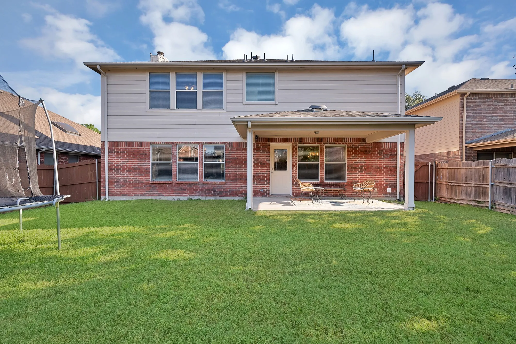 Single Family Residence For Sale in Collin County , 3201 Hoover Drive, Mc Kinney, Texas 75071, 4 Bedroom, 3 Bathroom, 2 Garage spaces, 3,040 Sqft, built in 2005, mls#21327256, Real Estate Agent in Mc Kinney, Homes For Sale in Collin county, Homes For Sale in Mc Kinney, Realtor in Mc Kinney Texas, Real Estate Brokerage Independent Realty Texas, Luminita Cordes Realtor