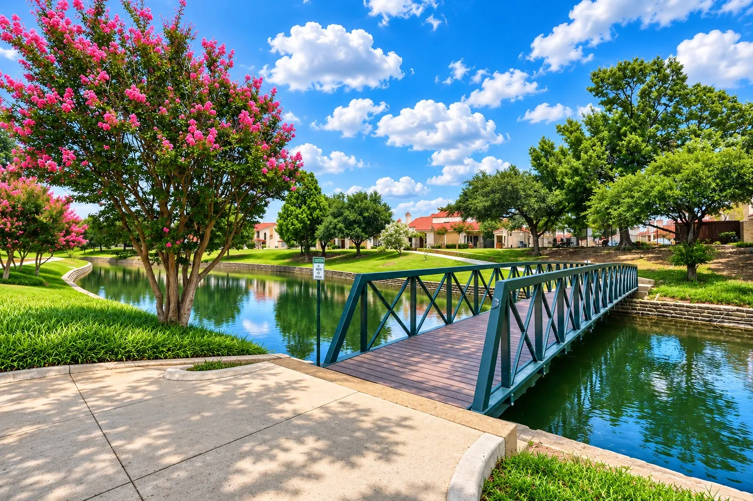 Single Family Residence For Sale in Dallas County , 608 Fiesta Circle, Irving, Texas 75063, 3 Bedroom, 3 Bathroom, 2 Garage spaces, 1,599 Sqft, built in 1985, mls#21327507, Real Estate Agent in Irving, Homes For Sale in Dallas county, Homes For Sale in Irving, Realtor in Irving Texas, Real Estate Brokerage Independent Realty Texas, Luminita Cordes Realtor