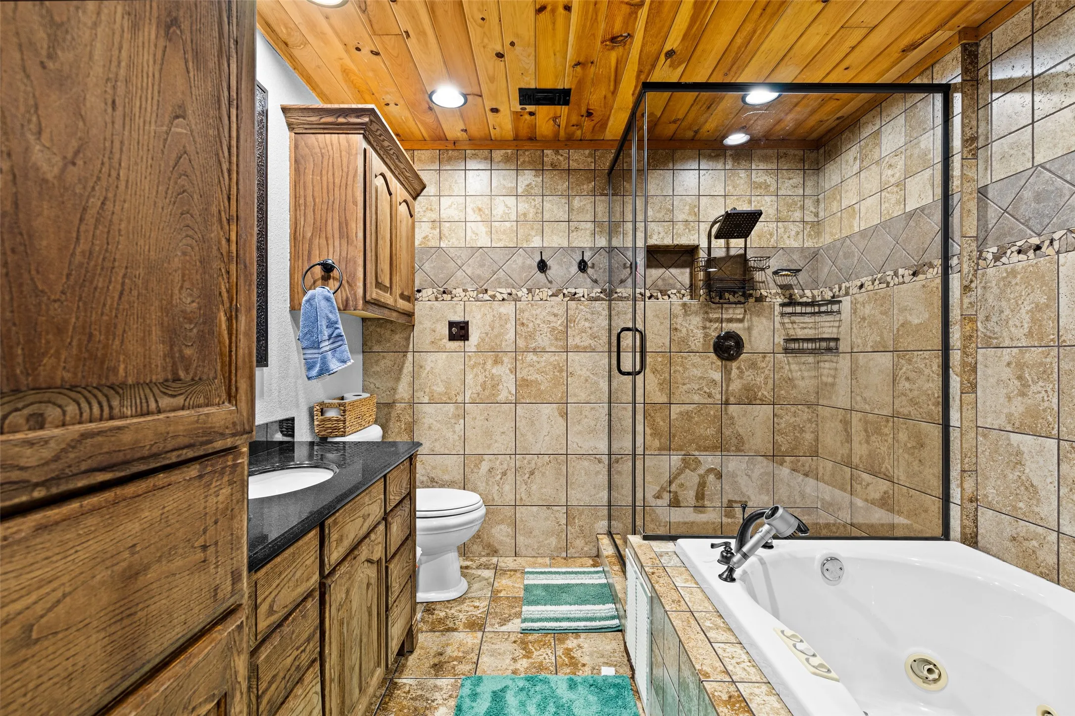 Single Family Residence For Sale in Upshur County , 113 Dearing Creek Rd, Gladewater, Texas 75647, 4 Bedroom, 2 Bathroom, 2 Garage spaces, 2,262 Sqft, built in 1996, Price $442,000, mls#21326907, Real Estate Agent in Gladewater, Homes For Sale in Upshur county, Homes For Sale in Gladewater, Realtor in Gladewater Texas, Real Estate Brokerage Independent Realty Texas, Luminita Cordes Realtor