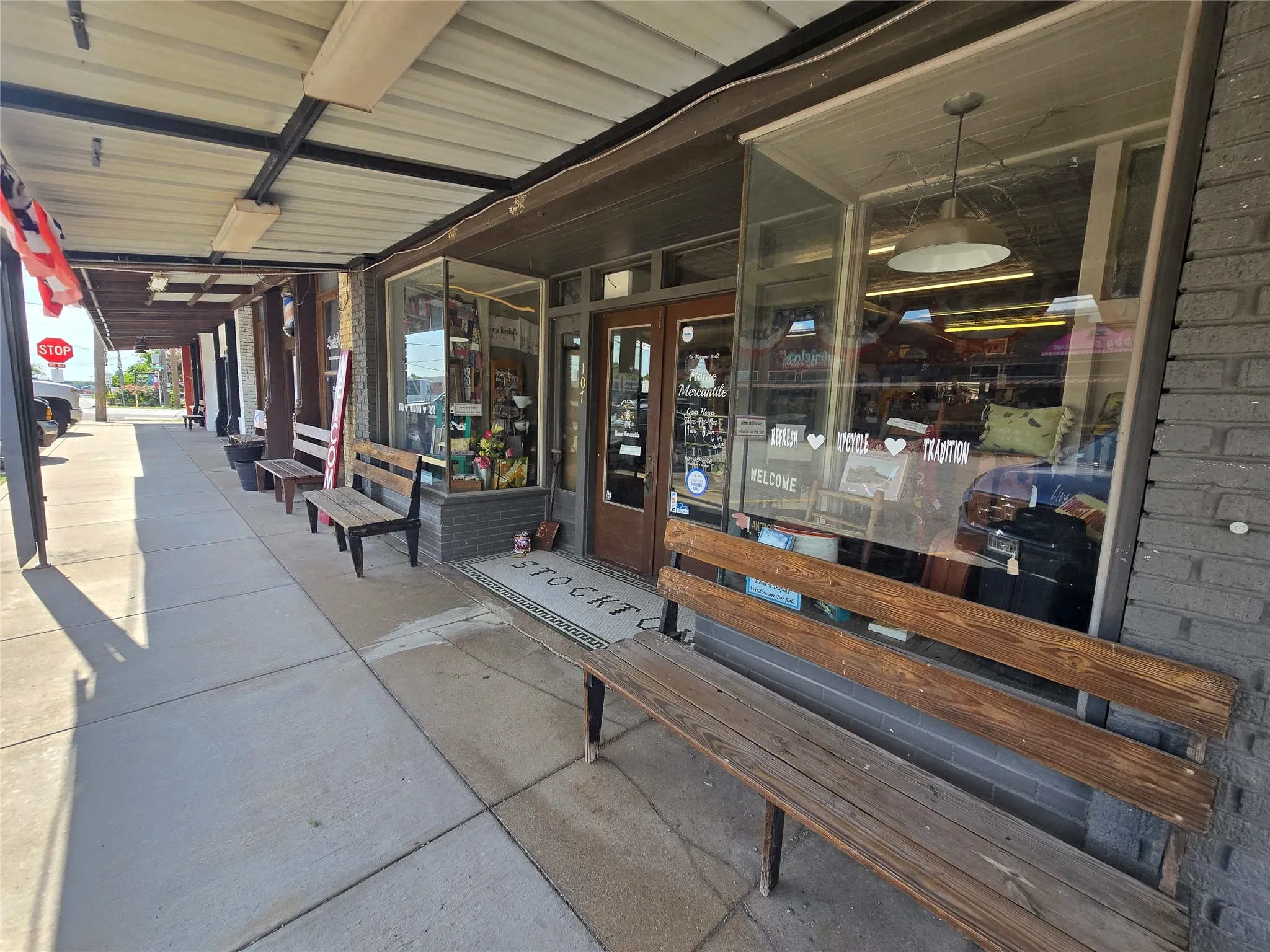 Retail For Sale in Grayson County , 107 E Haning Street 5ST, Howe, Texas 75459, 0, 0, Garage spaces, 0 Sqft, built in 1890, mls#21323049, Real Estate Agent in Howe, Homes For Sale in Grayson county, Homes For Sale in Howe, Realtor in Howe Texas, Real Estate Brokerage Independent Realty Texas, Luminita Cordes Realtor