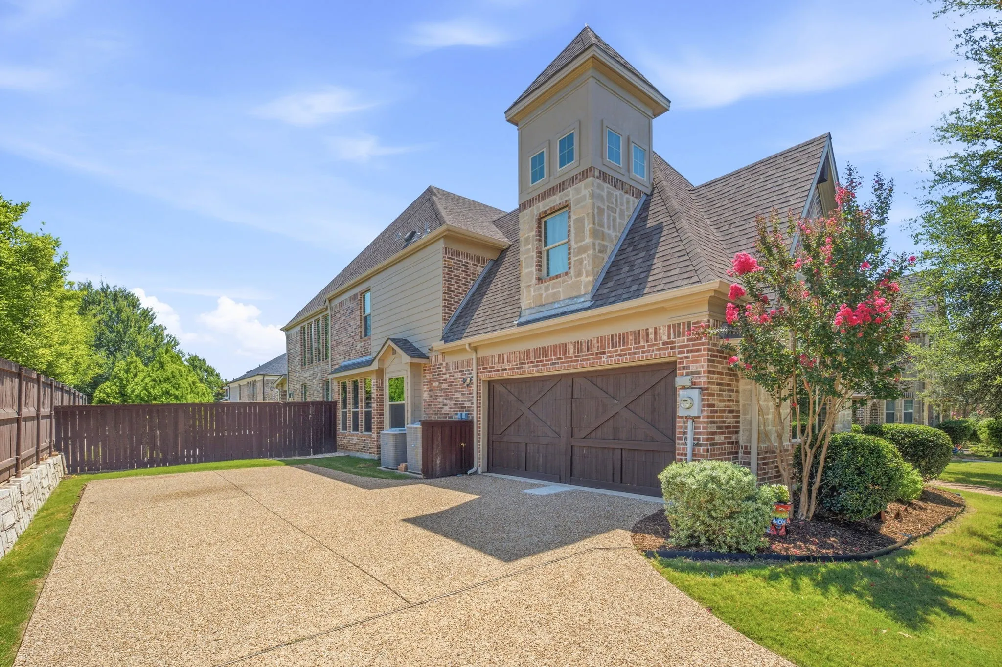 Single Family Residence For Sale in Collin County , 182 Springbrook Drive, Prosper, Texas 75078, 5 Bedroom, 5 Bathroom, 2 Garage spaces, 4,053 Sqft, built in 2012, mls#21314137, Real Estate Agent in Prosper, Homes For Sale in Collin county, Homes For Sale in Prosper, Realtor in Prosper Texas, Real Estate Brokerage Independent Realty Texas, Luminita Cordes Realtor