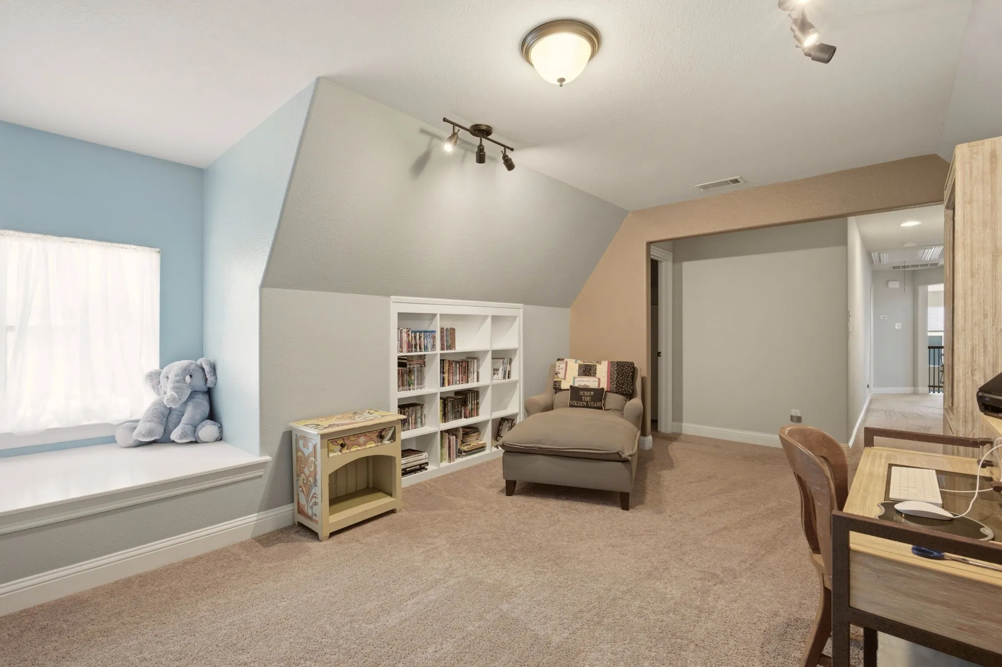 Single Family Residence For Sale in Collin County , 182 Springbrook Drive, Prosper, Texas 75078, 5 Bedroom, 5 Bathroom, 2 Garage spaces, 4,053 Sqft, built in 2012, mls#21314137, Real Estate Agent in Prosper, Homes For Sale in Collin county, Homes For Sale in Prosper, Realtor in Prosper Texas, Real Estate Brokerage Independent Realty Texas, Luminita Cordes Realtor