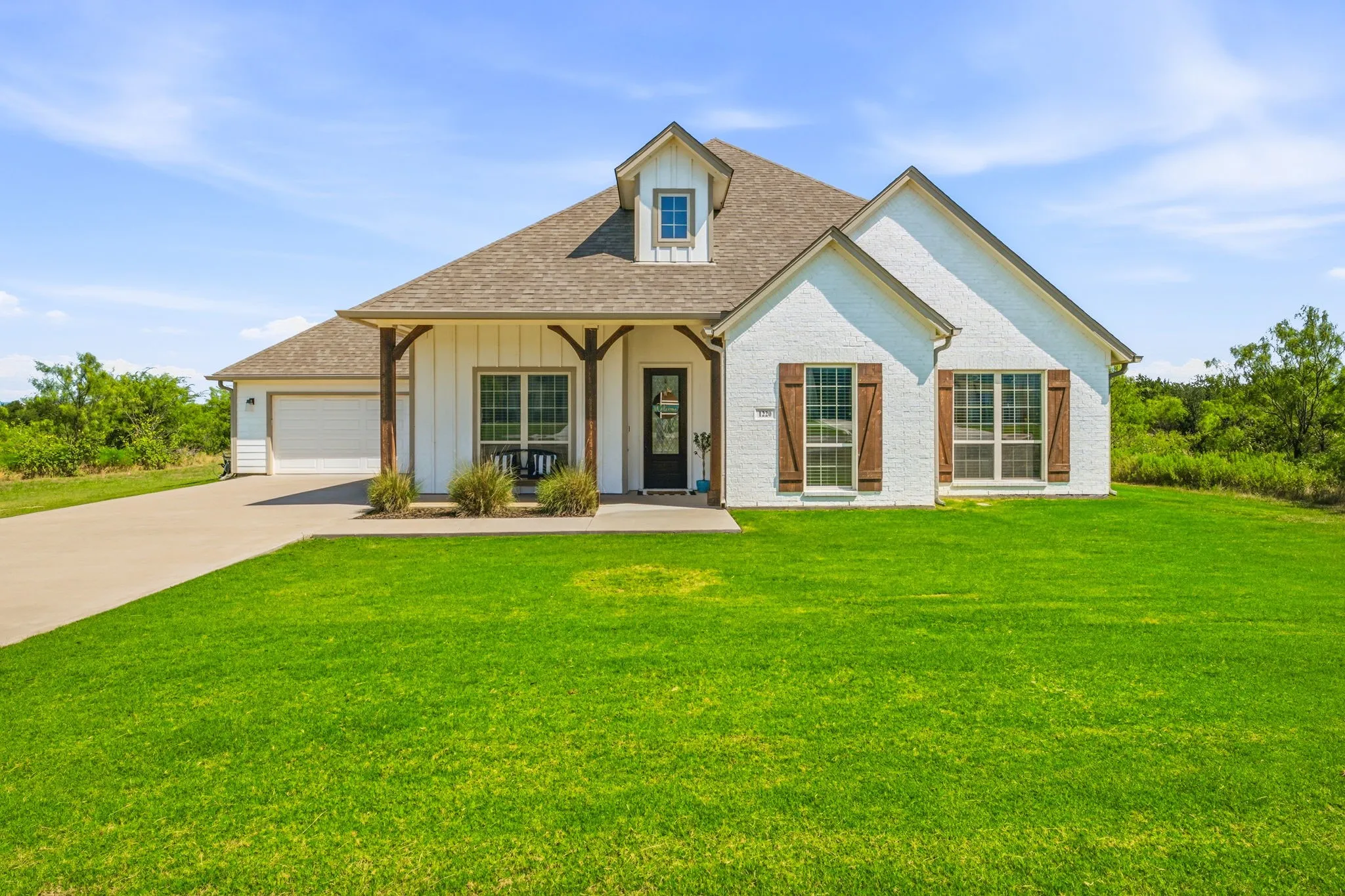 Single Family Residence For Sale in Palo Pinto County , 1220 Green Elm Road, Graford, Texas 76449, 3 Bedroom, 3 Bathroom, 2 Garage spaces, 1,991 Sqft, built in 2021, Price $494,000, mls#21326994, Real Estate Agent in Graford, Homes For Sale in Palo Pinto county, Homes For Sale in Graford, Realtor in Graford Texas, Real Estate Brokerage Independent Realty Texas, Luminita Cordes Realtor