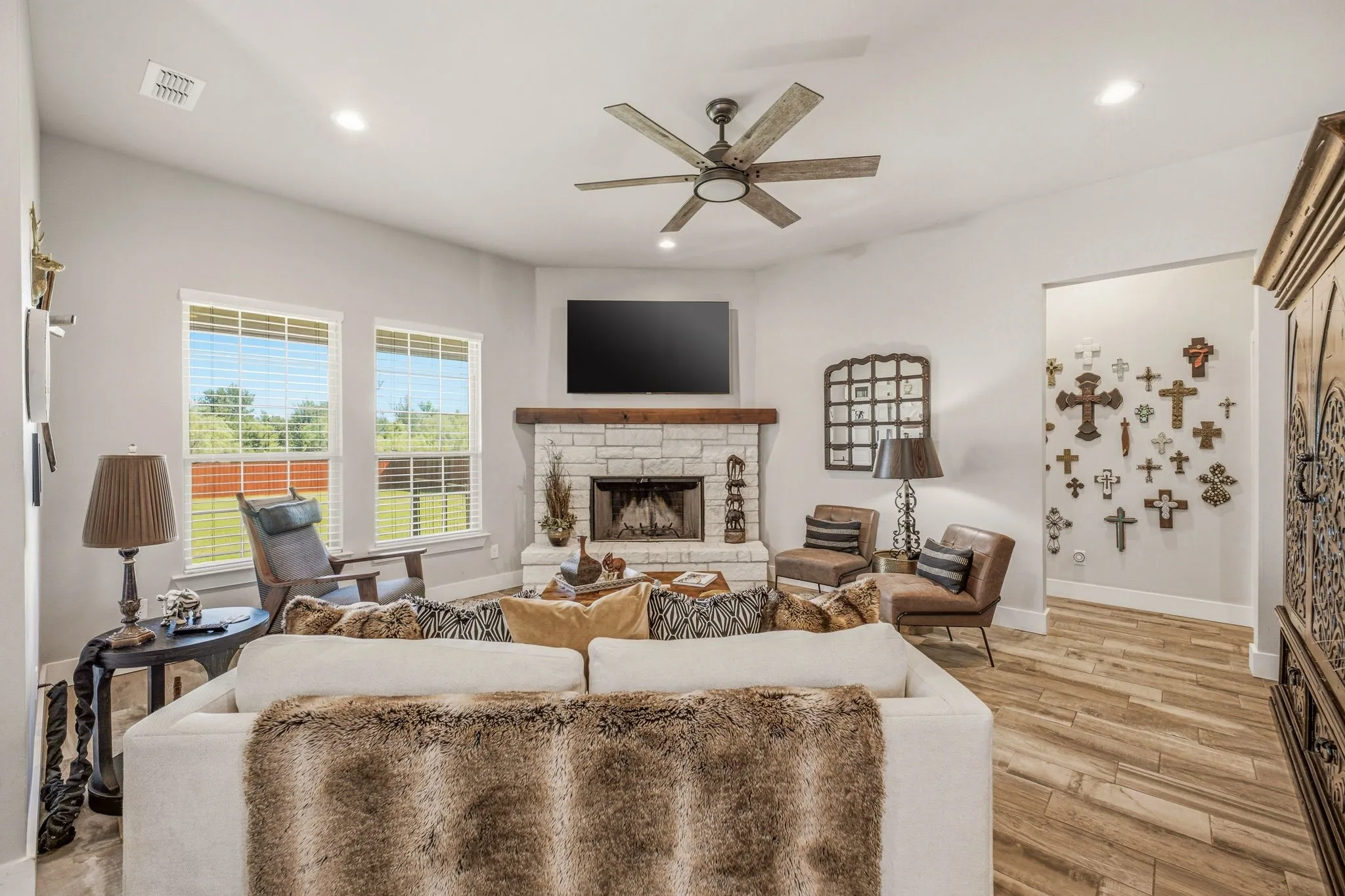 Single Family Residence For Sale in Palo Pinto County , 1220 Green Elm Road, Graford, Texas 76449, 3 Bedroom, 3 Bathroom, 2 Garage spaces, 1,991 Sqft, built in 2021, Price $494,000, mls#21326994, Real Estate Agent in Graford, Homes For Sale in Palo Pinto county, Homes For Sale in Graford, Realtor in Graford Texas, Real Estate Brokerage Independent Realty Texas, Luminita Cordes Realtor