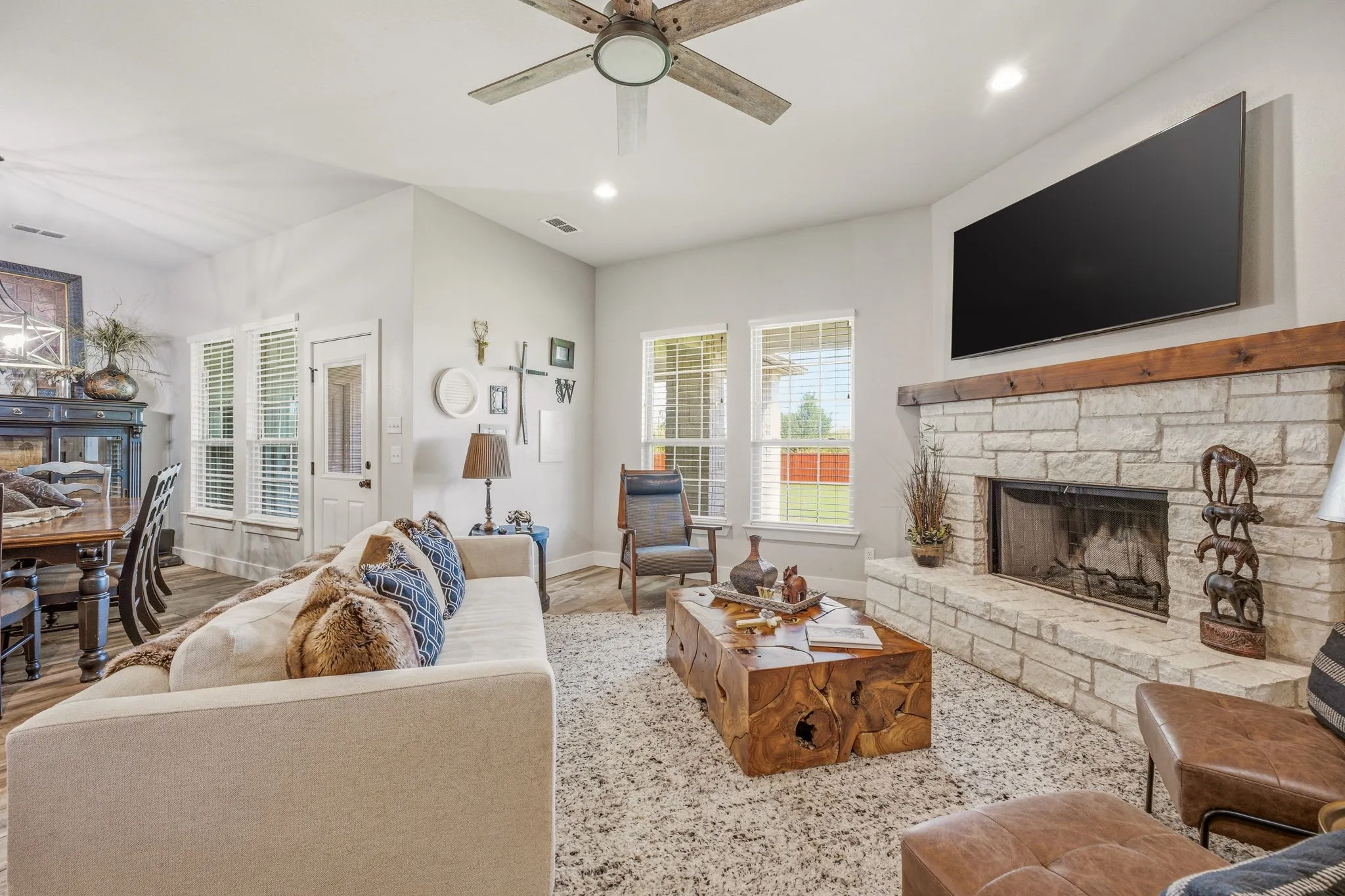 Single Family Residence For Sale in Palo Pinto County , 1220 Green Elm Road, Graford, Texas 76449, 3 Bedroom, 3 Bathroom, 2 Garage spaces, 1,991 Sqft, built in 2021, Price $494,000, mls#21326994, Real Estate Agent in Graford, Homes For Sale in Palo Pinto county, Homes For Sale in Graford, Realtor in Graford Texas, Real Estate Brokerage Independent Realty Texas, Luminita Cordes Realtor