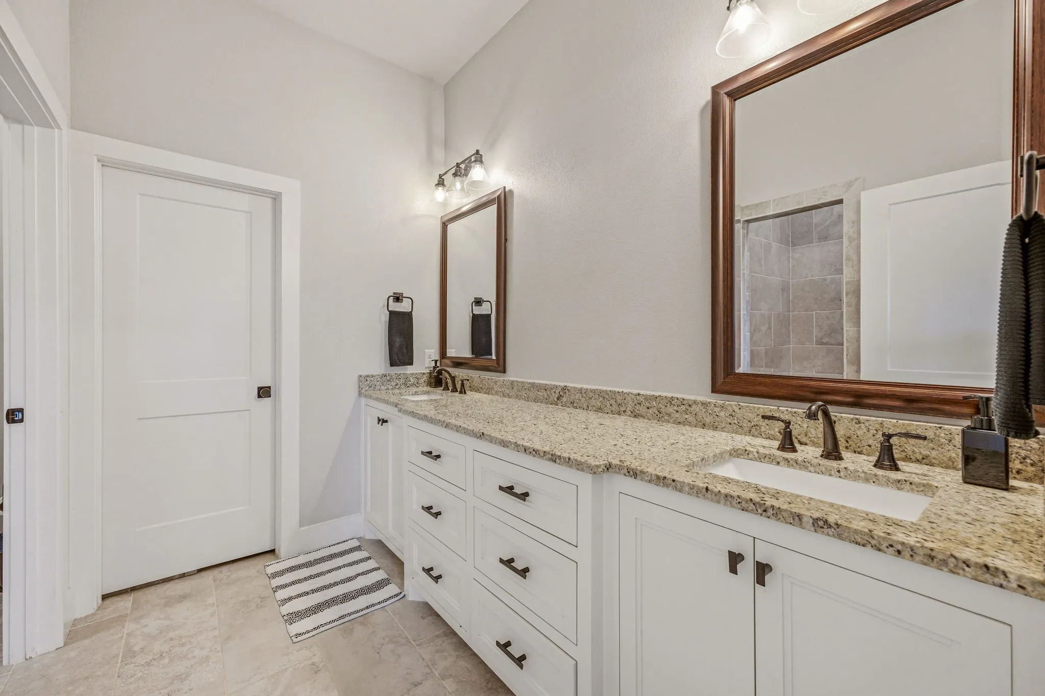 Single Family Residence For Sale in Palo Pinto County , 1220 Green Elm Road, Graford, Texas 76449, 3 Bedroom, 3 Bathroom, 2 Garage spaces, 1,991 Sqft, built in 2021, Price $494,000, mls#21326994, Real Estate Agent in Graford, Homes For Sale in Palo Pinto county, Homes For Sale in Graford, Realtor in Graford Texas, Real Estate Brokerage Independent Realty Texas, Luminita Cordes Realtor