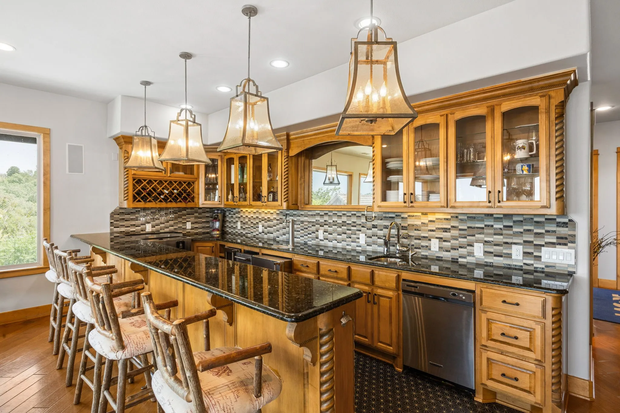 Single Family Residence For Sale in Grayson County , 362 Thompson Heights Drive, Denison, Texas 75020, 7 Bedrooms, 10 Bathrooms, 2 Garage spaces, 11,551 Sqft, built in 2003, Price $9,900,000, mls#21326263, Real Estate Agent in Denison, Homes For Sale in Grayson county, Homes For Sale in Denison, Realtor in Denison Texas, Real Estate Brokerage Independent Realty Texas, Luminita Cordes Realtor