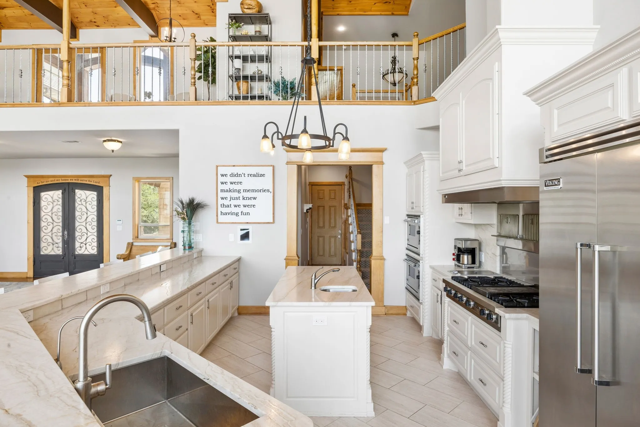Single Family Residence For Sale in Grayson County , 362 Thompson Heights Drive, Denison, Texas 75020, 7 Bedrooms, 10 Bathrooms, 2 Garage spaces, 11,551 Sqft, built in 2003, Price $9,900,000, mls#21326263, Real Estate Agent in Denison, Homes For Sale in Grayson county, Homes For Sale in Denison, Realtor in Denison Texas, Real Estate Brokerage Independent Realty Texas, Luminita Cordes Realtor