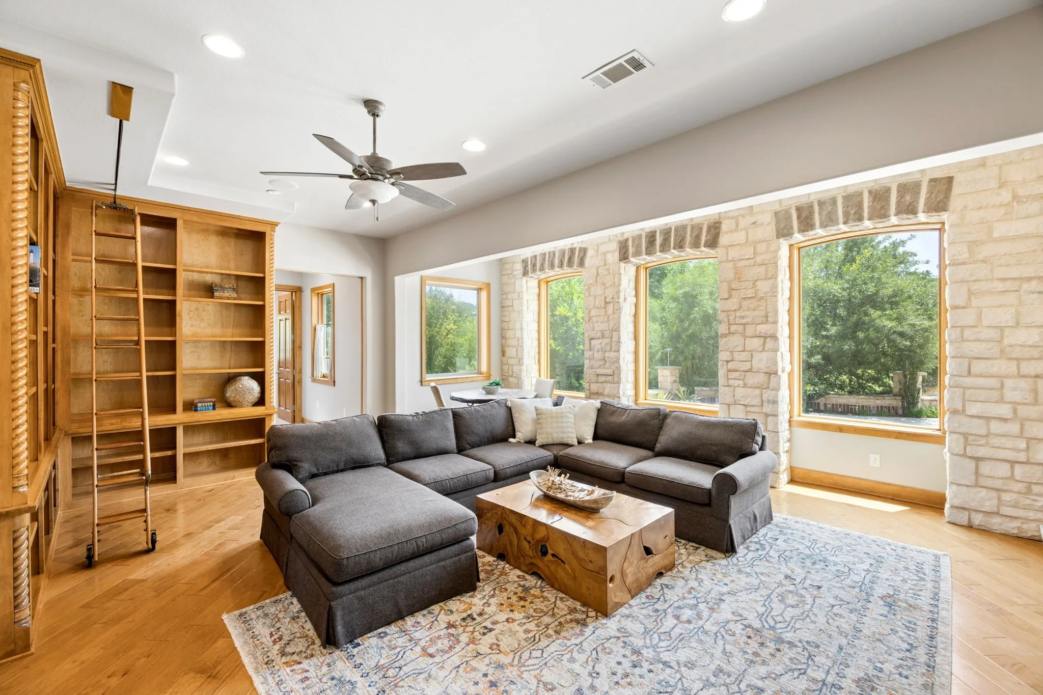 Single Family Residence For Sale in Grayson County , 362 Thompson Heights Drive, Denison, Texas 75020, 7 Bedrooms, 10 Bathrooms, 2 Garage spaces, 11,551 Sqft, built in 2003, Price $9,900,000, mls#21326263, Real Estate Agent in Denison, Homes For Sale in Grayson county, Homes For Sale in Denison, Realtor in Denison Texas, Real Estate Brokerage Independent Realty Texas, Luminita Cordes Realtor