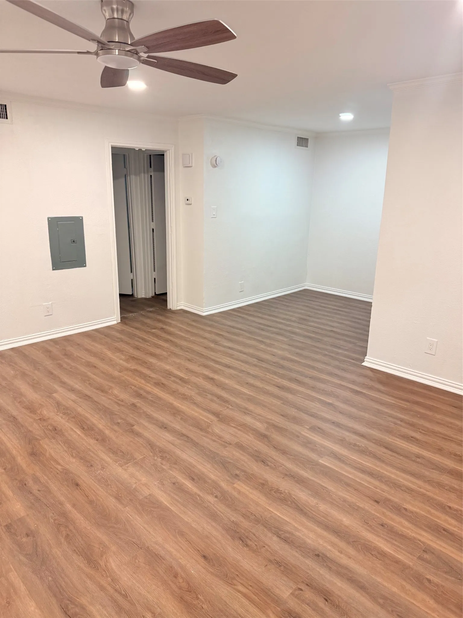 Condominium For Rent in Dallas County , 3925 Inwood Road 1018, Dallas, Texas 75209, 1 Bedroom, 1 Bathroom, Garage spaces, 632 Sqft, built in 1983, mls#21319833, Real Estate Agent in Dallas, Homes For Rent in Dallas county, Homes For Rent in Dallas, Realtor in Dallas Texas, Real Estate Brokerage Independent Realty Texas, Luminita Cordes Realtor