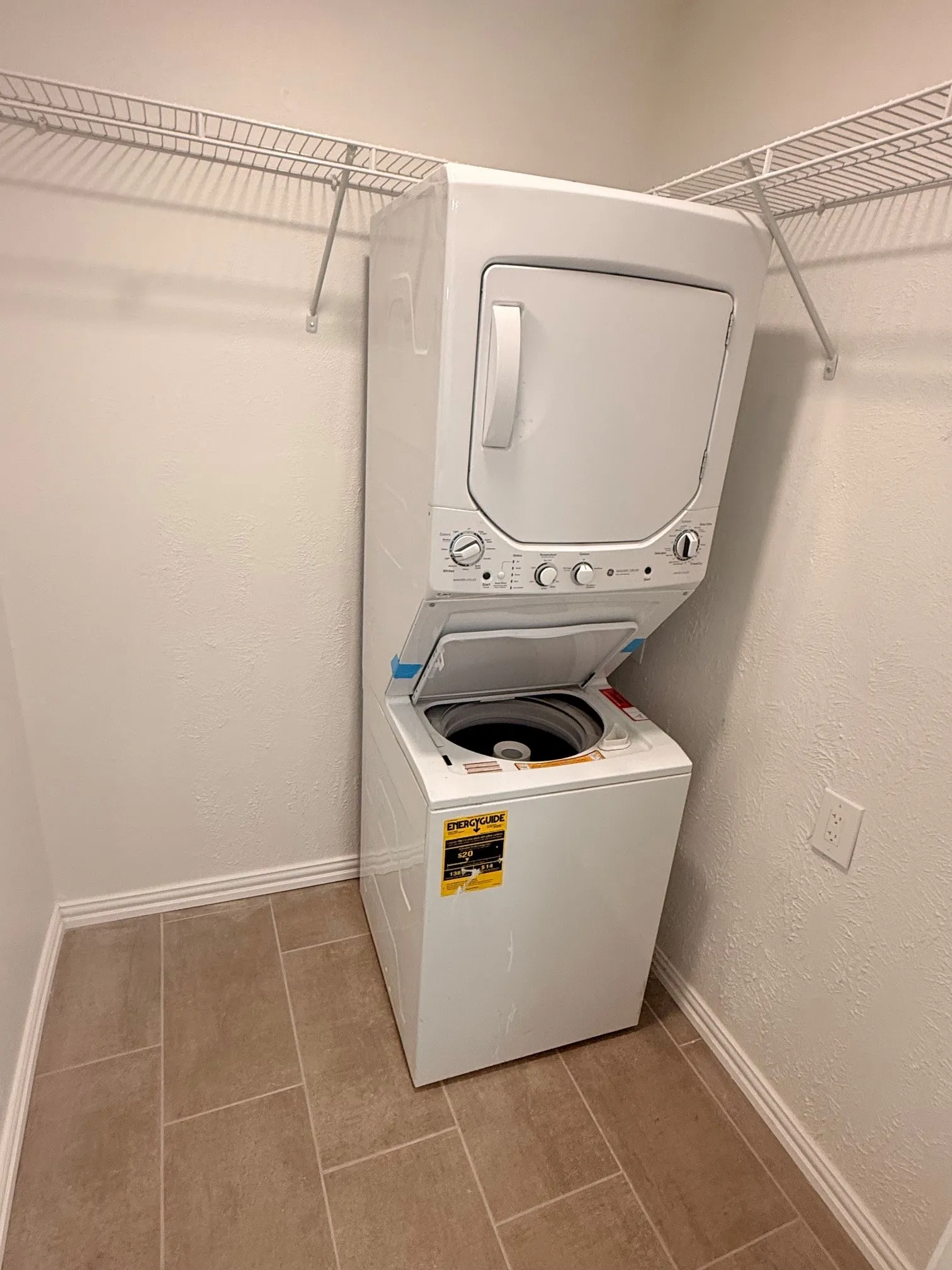 Condominium For Rent in Dallas County , 3925 Inwood Road 1018, Dallas, Texas 75209, 1 Bedroom, 1 Bathroom, Garage spaces, 632 Sqft, built in 1983, mls#21319833, Real Estate Agent in Dallas, Homes For Rent in Dallas county, Homes For Rent in Dallas, Realtor in Dallas Texas, Real Estate Brokerage Independent Realty Texas, Luminita Cordes Realtor