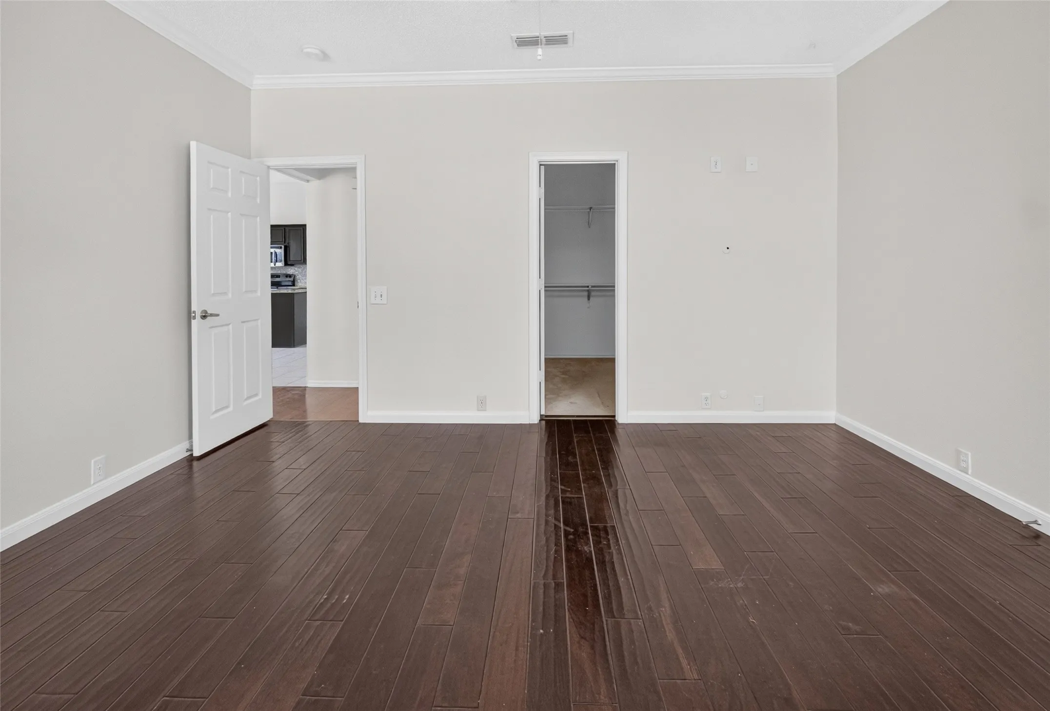 Single Family Residence For Sale in Tarrant County , 1025 Highland Station Drive, Saginaw, Texas 76131, 3 Bedroom, 2 Bathroom, 2 Garage spaces, 1,865 Sqft, built in 1995, mls#21326372, Real Estate Agent in Saginaw, Homes For Sale in Tarrant county, Homes For Sale in Saginaw, Realtor in Saginaw Texas, Real Estate Brokerage Independent Realty Texas, Luminita Cordes Realtor