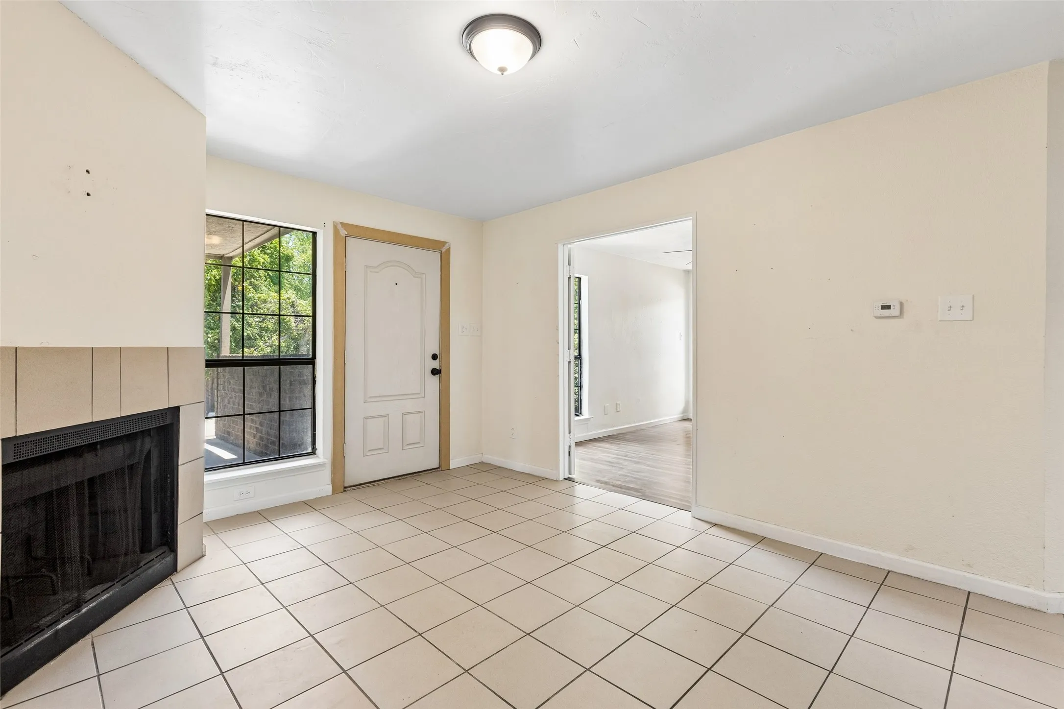 Condominium For Sale in Dallas County , 6108 Abrams Road 610, Dallas, Texas 75231, 2 Bedroom, 2 Bathroom, Garage spaces, 743 Sqft, built in 1984, mls#21320584, Real Estate Agent in Dallas, Homes For Sale in Dallas county, Homes For Sale in Dallas, Realtor in Dallas Texas, Real Estate Brokerage Independent Realty Texas, Luminita Cordes Realtor