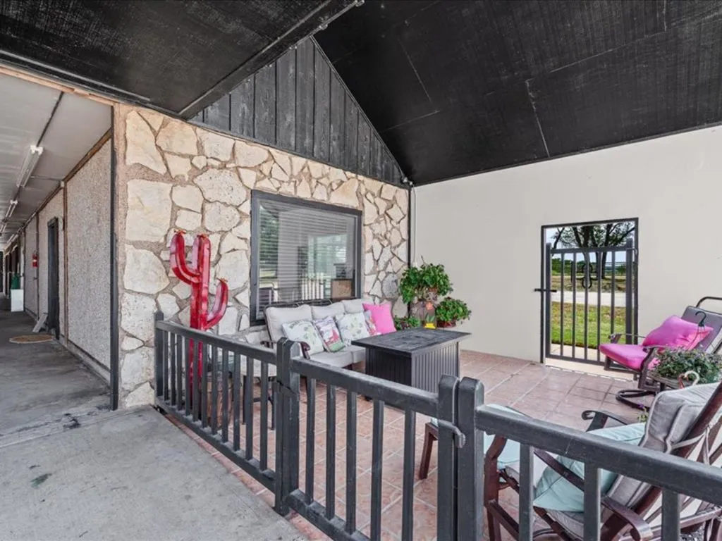 Single Family Residence For Sale in Somervell County , 4314 County Road 1008, Glen Rose, Texas 76043, 4 Bedroom, 4 Bathroom, Garage spaces, 3,008 Sqft, built in 0, mls#21327709, Real Estate Agent in Glen Rose, Homes For Sale in Somervell county, Homes For Sale in Glen Rose, Realtor in Glen Rose Texas, Real Estate Brokerage Independent Realty Texas, Luminita Cordes Realtor