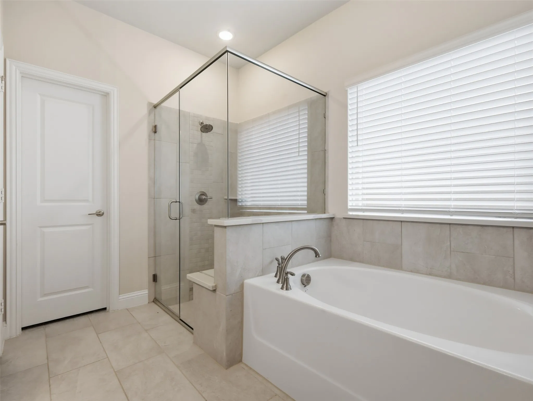 Single Family Residence For Sale in Hunt County , 201 Sweetwater Drive, Commerce, Texas 75428, 4 Bedroom, 3 Bathroom, 2 Garage spaces, 3,026 Sqft, built in 2023, mls#21327416, Real Estate Agent in Commerce, Homes For Sale in Hunt county, Homes For Sale in Commerce, Realtor in Commerce Texas, Real Estate Brokerage Independent Realty Texas, Luminita Cordes Realtor
