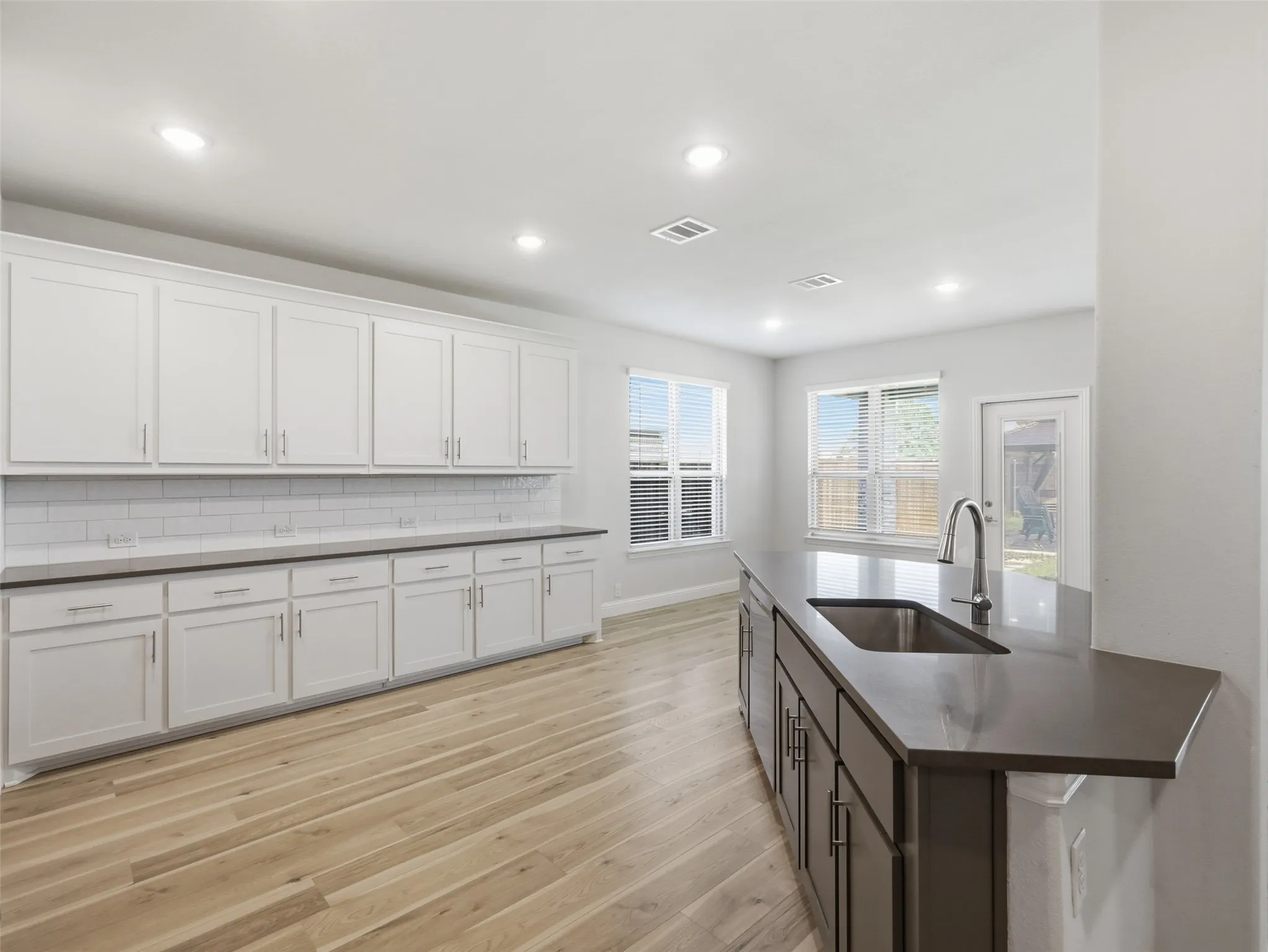 Single Family Residence For Sale in Hunt County , 201 Sweetwater Drive, Commerce, Texas 75428, 4 Bedroom, 3 Bathroom, 2 Garage spaces, 3,026 Sqft, built in 2023, mls#21327416, Real Estate Agent in Commerce, Homes For Sale in Hunt county, Homes For Sale in Commerce, Realtor in Commerce Texas, Real Estate Brokerage Independent Realty Texas, Luminita Cordes Realtor