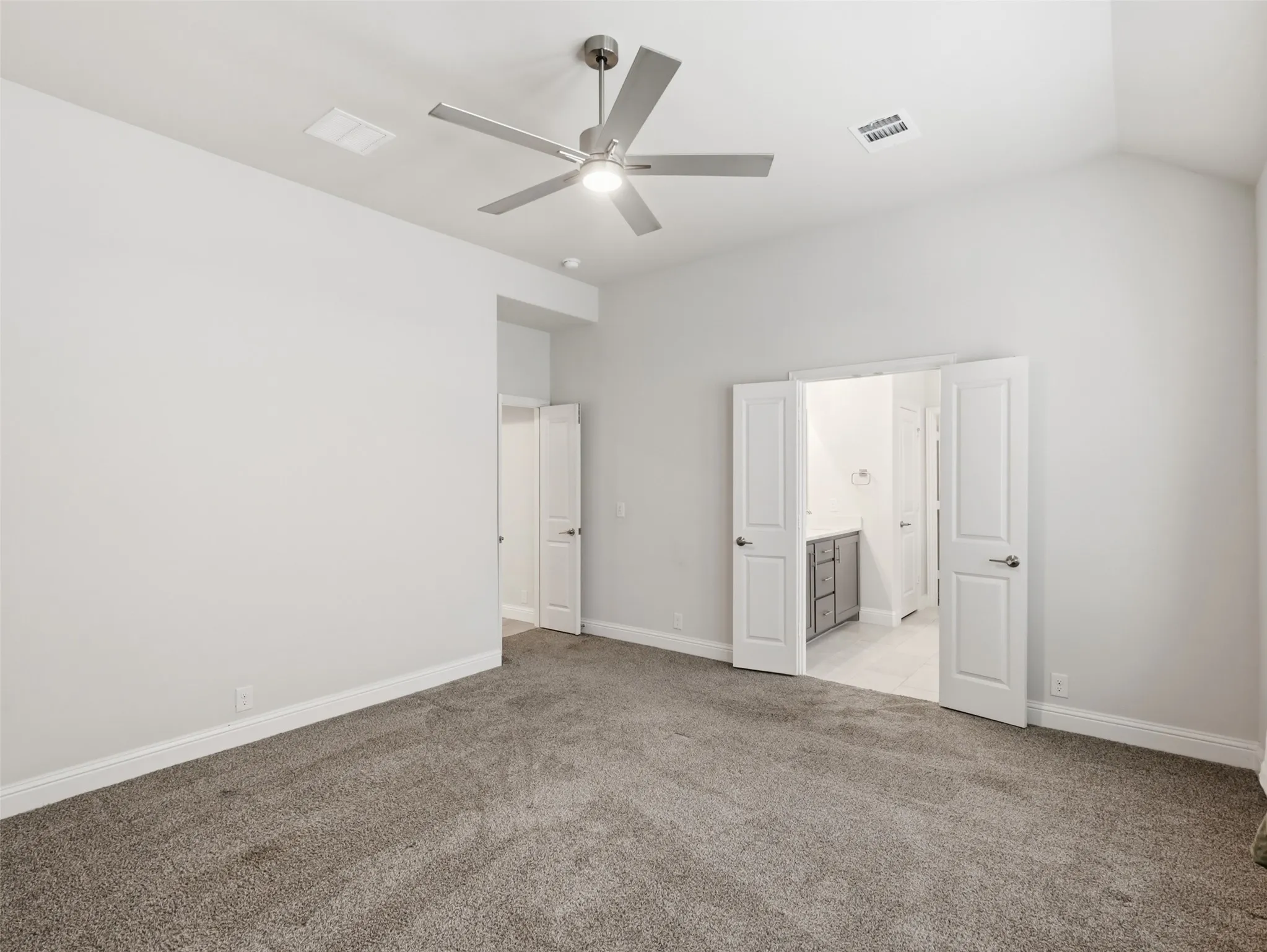 Single Family Residence For Sale in Hunt County , 201 Sweetwater Drive, Commerce, Texas 75428, 4 Bedroom, 3 Bathroom, 2 Garage spaces, 3,026 Sqft, built in 2023, mls#21327416, Real Estate Agent in Commerce, Homes For Sale in Hunt county, Homes For Sale in Commerce, Realtor in Commerce Texas, Real Estate Brokerage Independent Realty Texas, Luminita Cordes Realtor