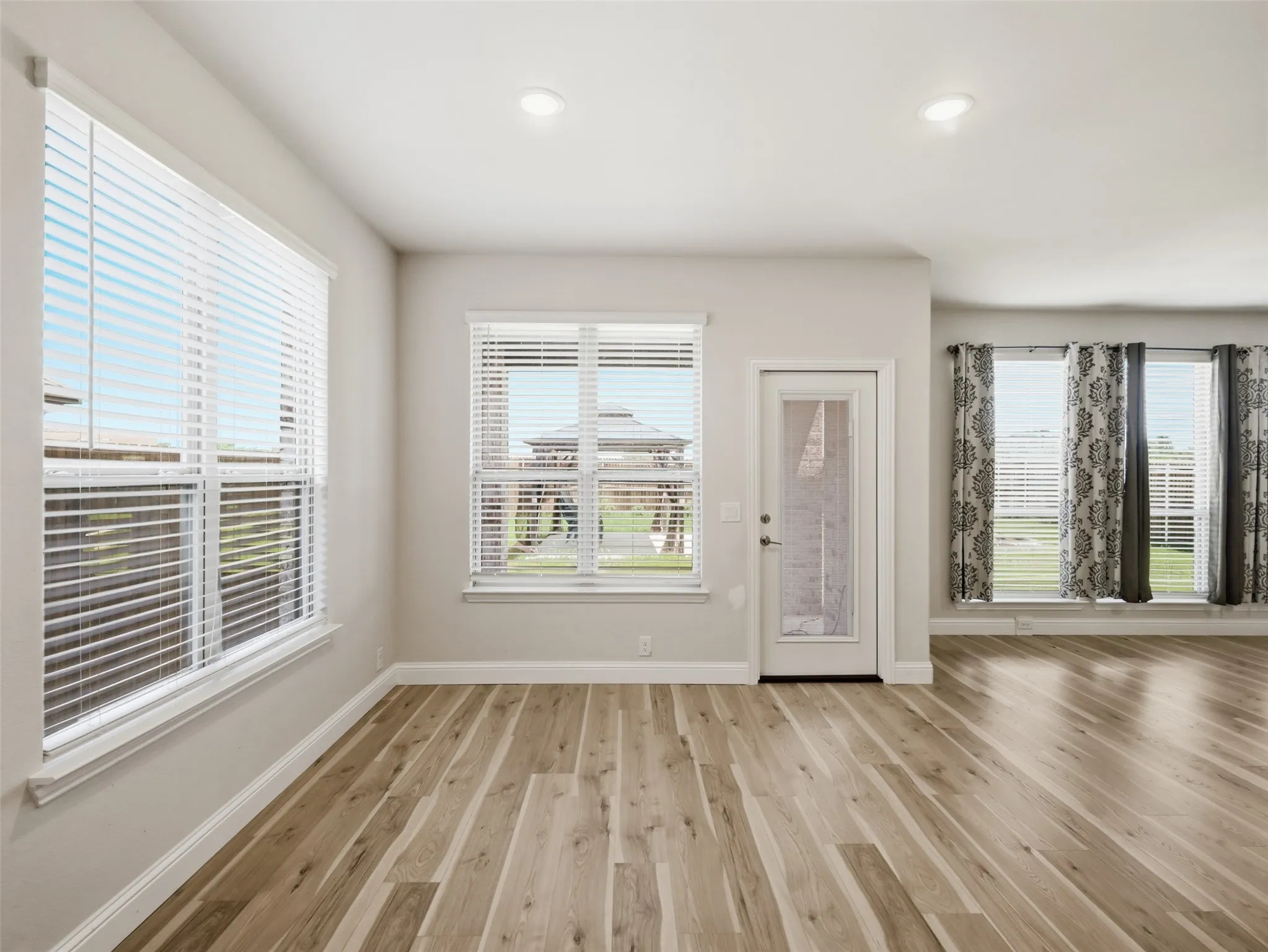 Single Family Residence For Sale in Hunt County , 201 Sweetwater Drive, Commerce, Texas 75428, 4 Bedroom, 3 Bathroom, 2 Garage spaces, 3,026 Sqft, built in 2023, mls#21327416, Real Estate Agent in Commerce, Homes For Sale in Hunt county, Homes For Sale in Commerce, Realtor in Commerce Texas, Real Estate Brokerage Independent Realty Texas, Luminita Cordes Realtor