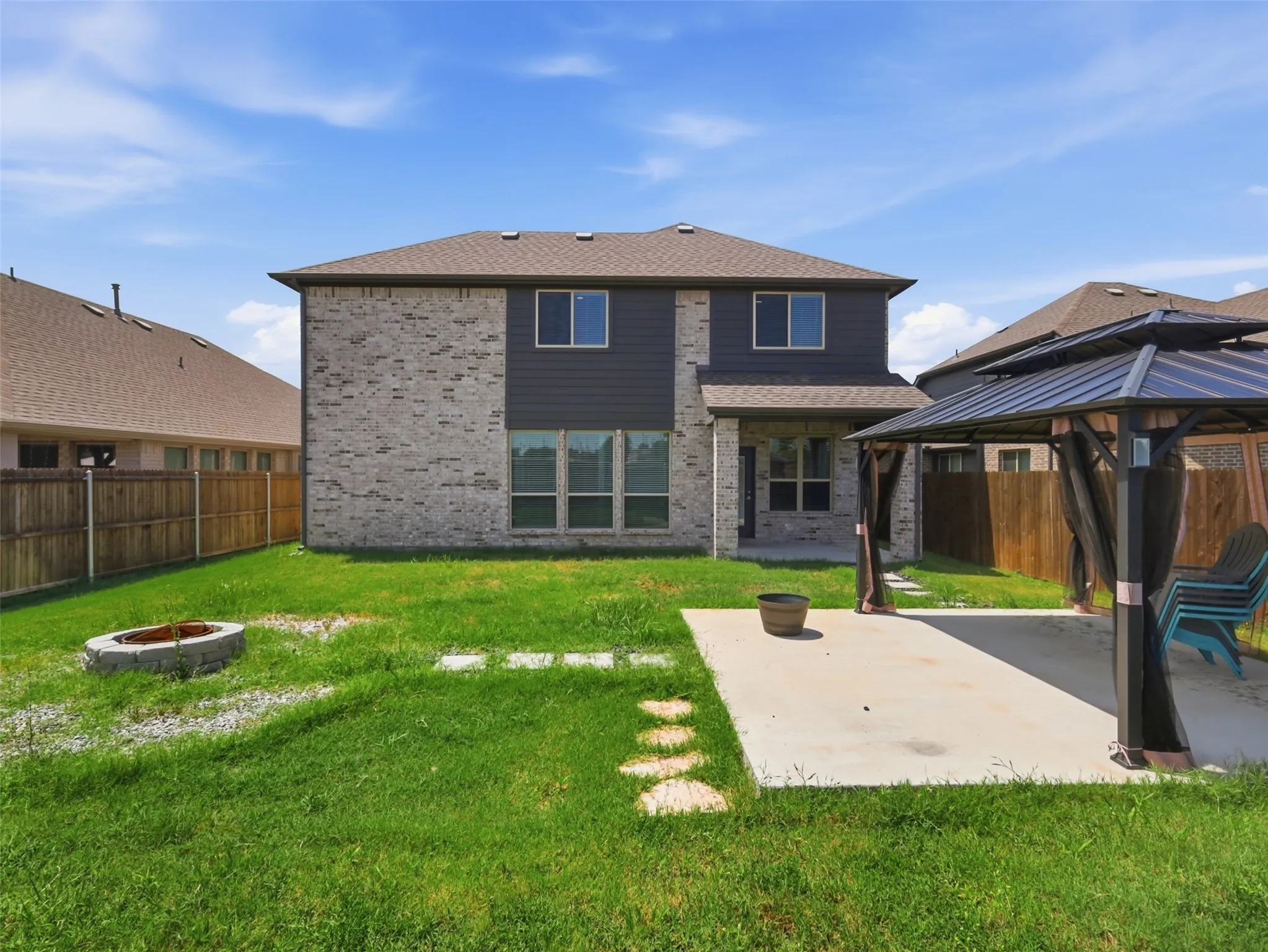 Single Family Residence For Sale in Hunt County , 201 Sweetwater Drive, Commerce, Texas 75428, 4 Bedroom, 3 Bathroom, 2 Garage spaces, 3,026 Sqft, built in 2023, mls#21327416, Real Estate Agent in Commerce, Homes For Sale in Hunt county, Homes For Sale in Commerce, Realtor in Commerce Texas, Real Estate Brokerage Independent Realty Texas, Luminita Cordes Realtor