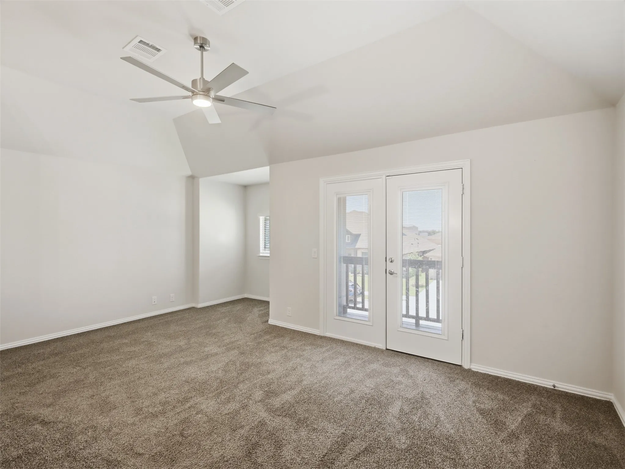 Single Family Residence For Sale in Hunt County , 201 Sweetwater Drive, Commerce, Texas 75428, 4 Bedroom, 3 Bathroom, 2 Garage spaces, 3,026 Sqft, built in 2023, mls#21327416, Real Estate Agent in Commerce, Homes For Sale in Hunt county, Homes For Sale in Commerce, Realtor in Commerce Texas, Real Estate Brokerage Independent Realty Texas, Luminita Cordes Realtor