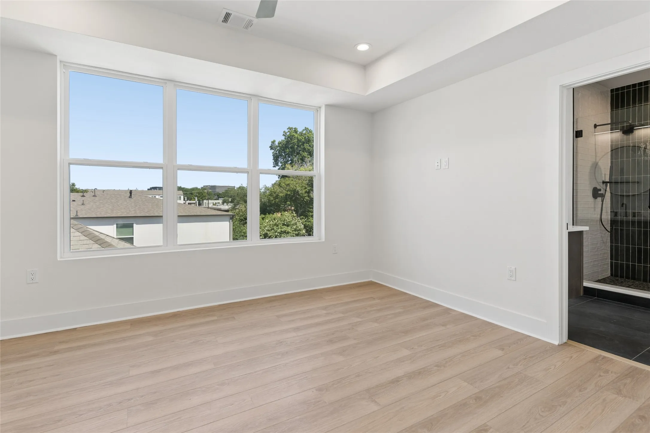Single Family Residence For Rent in Dallas County , 2202 N Carroll Avenue 104, Dallas, Texas 75204, 2 Bedroom, 3 Bathroom, 2 Garage spaces, 1,840 Sqft, built in 2026, mls#21311911, Real Estate Agent in Dallas, Homes For Rent in Dallas county, Homes For Rent in Dallas, Realtor in Dallas Texas, Real Estate Brokerage Independent Realty Texas, Luminita Cordes Realtor