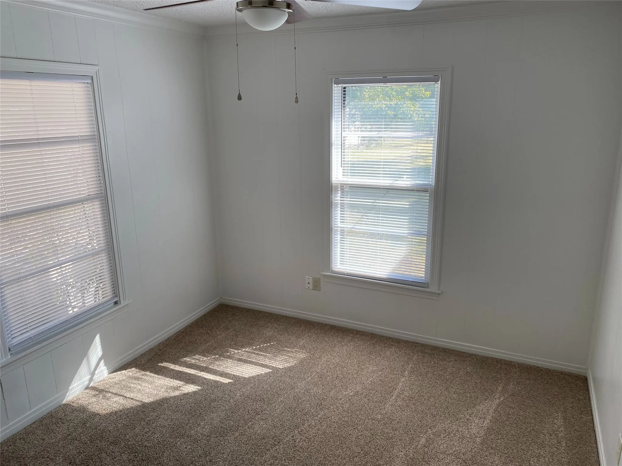 Single Family Residence For Sale in Taylor County , 2371 Moore Street, Abilene, Texas 79605, 3 Bedrooms, 1 Bathroom, 1 Garage spaces, 965 Sqft, built in 1958, Price $200,000, mls#21327743, Real Estate Agent in Abilene, Homes For Sale in Taylor county, Homes For Sale in Abilene, Realtor in Abilene Texas, Real Estate Brokerage Independent Realty Texas, Luminita Cordes Realtor