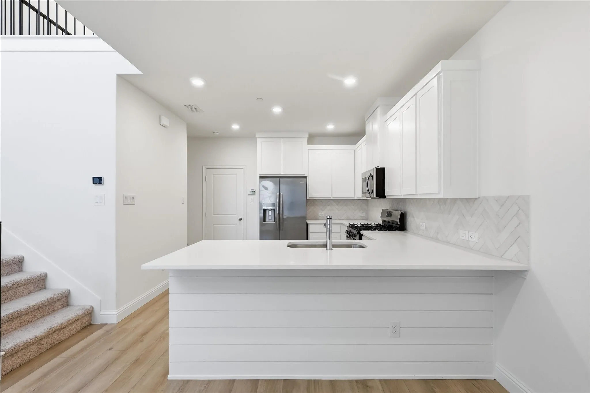 Townhouse For Sale in Dallas County , 2537 Buttonbush Lane, Garland, Texas 75042, 2 Bedroom, 3 Bathroom, 2 Garage spaces, 1,565 Sqft, built in 2023, Price $335,000, mls#21325068, Real Estate Agent in Garland, Homes For Sale in Dallas county, Homes For Sale in Garland, Realtor in Garland Texas, Real Estate Brokerage Independent Realty Texas, Luminita Cordes Realtor