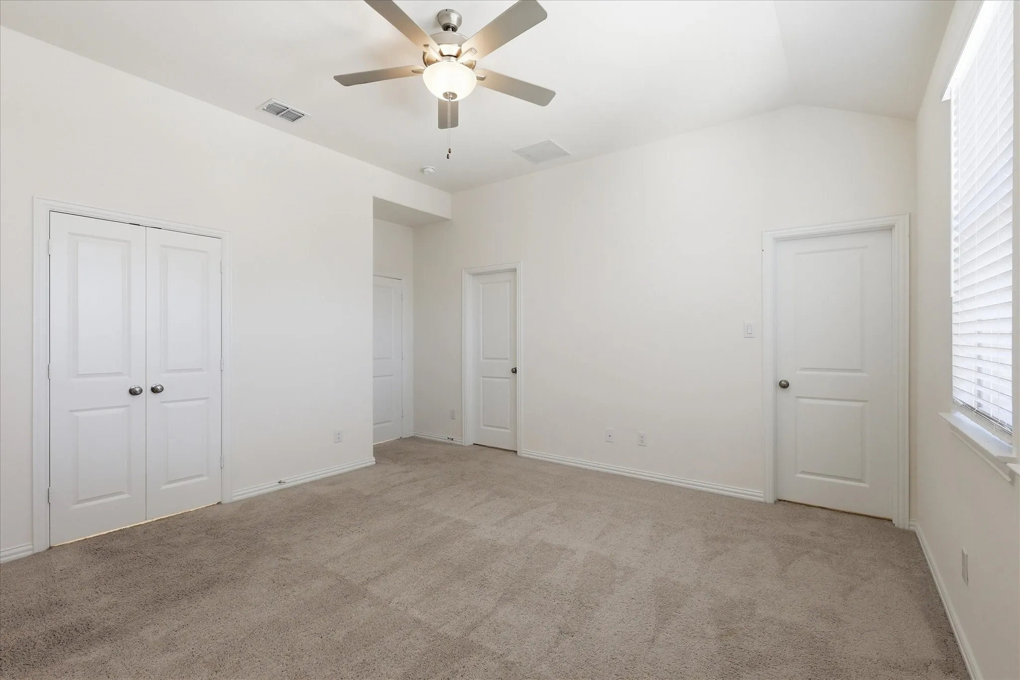 Townhouse For Sale in Dallas County , 2537 Buttonbush Lane, Garland, Texas 75042, 2 Bedroom, 3 Bathroom, 2 Garage spaces, 1,565 Sqft, built in 2023, Price $335,000, mls#21325068, Real Estate Agent in Garland, Homes For Sale in Dallas county, Homes For Sale in Garland, Realtor in Garland Texas, Real Estate Brokerage Independent Realty Texas, Luminita Cordes Realtor