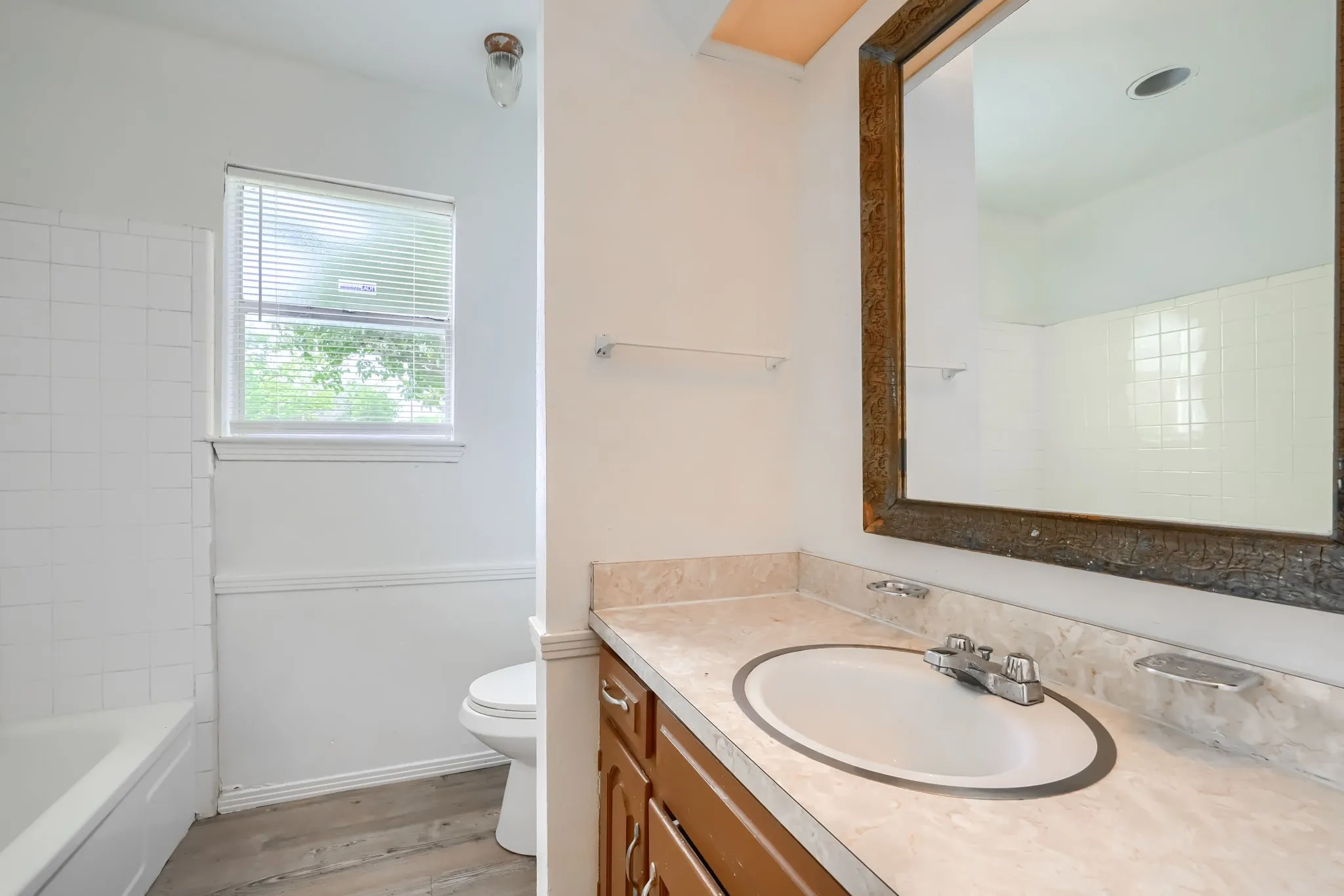 Single Family Residence For Rent in Dallas County , 9661 Limestone Drive, Dallas, Texas 75217, 4 Bedroom, 2 Bathroom, Garage spaces, 1,341 Sqft, built in 1972, mls#21307391, Real Estate Agent in Dallas, Homes For Rent in Dallas county, Homes For Rent in Dallas, Realtor in Dallas Texas, Real Estate Brokerage Independent Realty Texas, Luminita Cordes Realtor