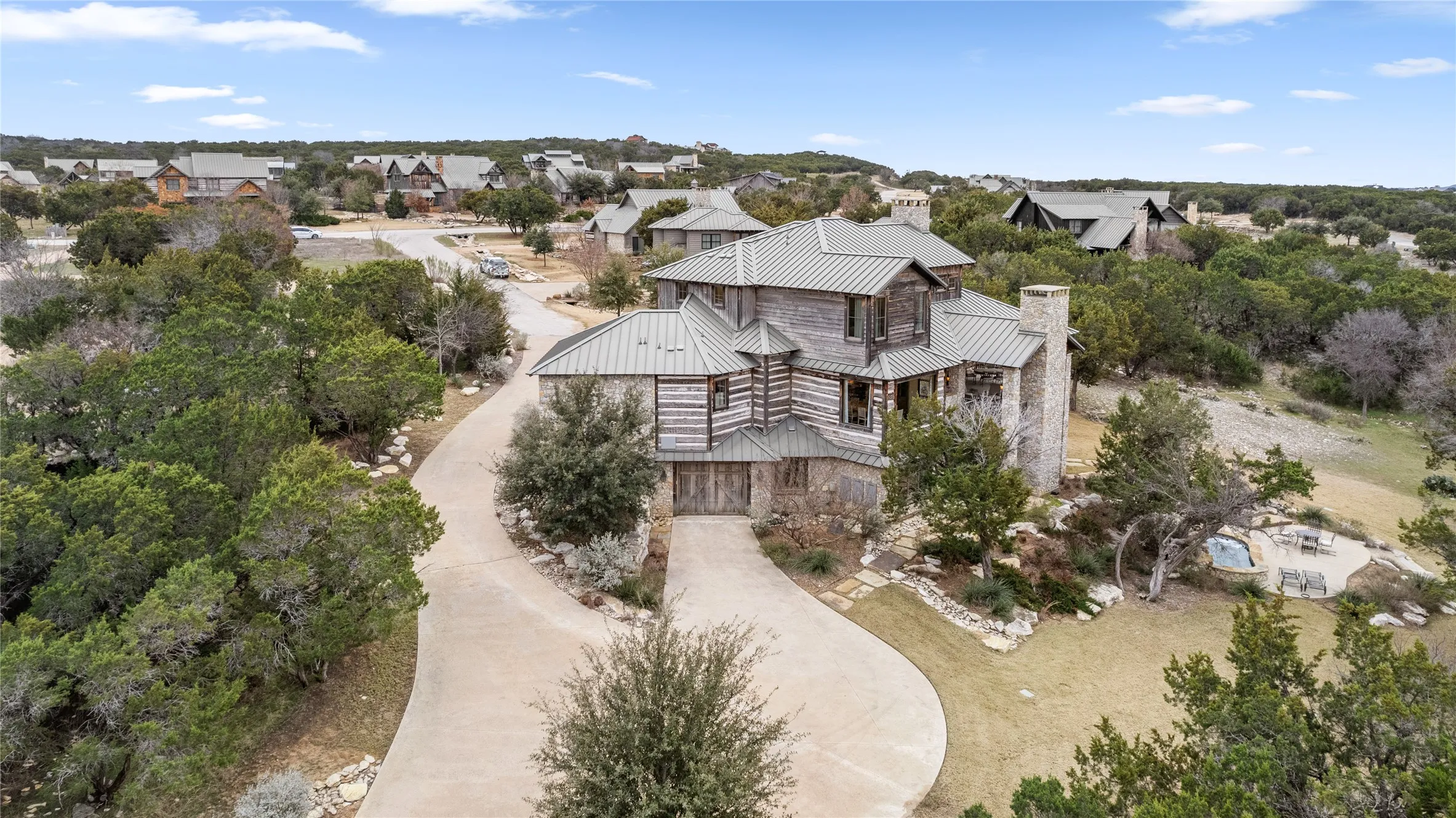 Single Family Residence For Sale in Palo Pinto County , 1064 Hidden Creek Drive, Graford, Texas 76449, 5 Bedroom, 8 Bathroom, 2 Garage spaces, 5,996 Sqft, built in 2015, mls#21326976, Real Estate Agent in Graford, Homes For Sale in Palo Pinto county, Homes For Sale in Graford, Realtor in Graford Texas, Real Estate Brokerage Independent Realty Texas, Luminita Cordes Realtor