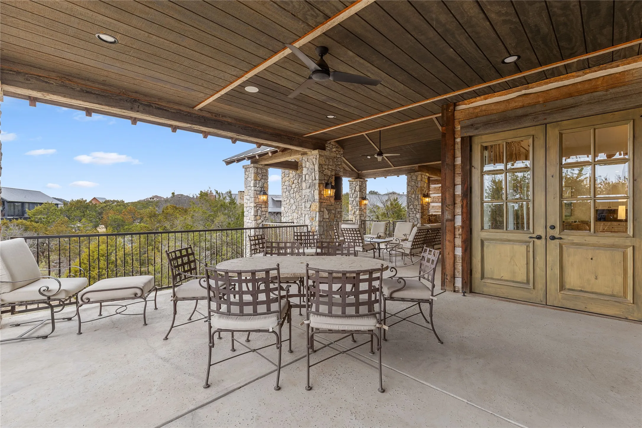 2nd floor patio