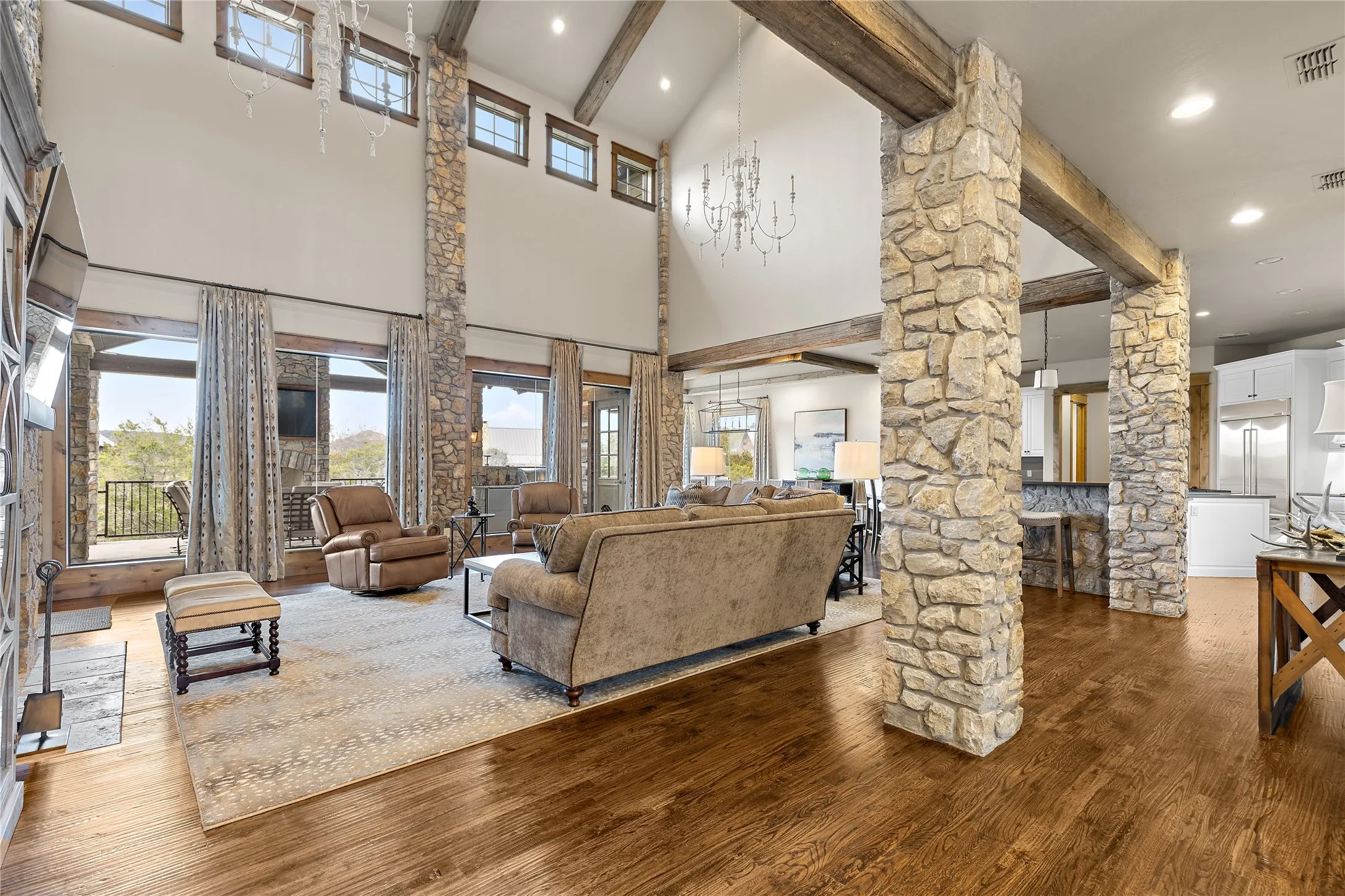 Single Family Residence For Sale in Palo Pinto County , 1064 Hidden Creek Drive, Graford, Texas 76449, 5 Bedroom, 8 Bathroom, 2 Garage spaces, 5,996 Sqft, built in 2015, mls#21326976, Real Estate Agent in Graford, Homes For Sale in Palo Pinto county, Homes For Sale in Graford, Realtor in Graford Texas, Real Estate Brokerage Independent Realty Texas, Luminita Cordes Realtor