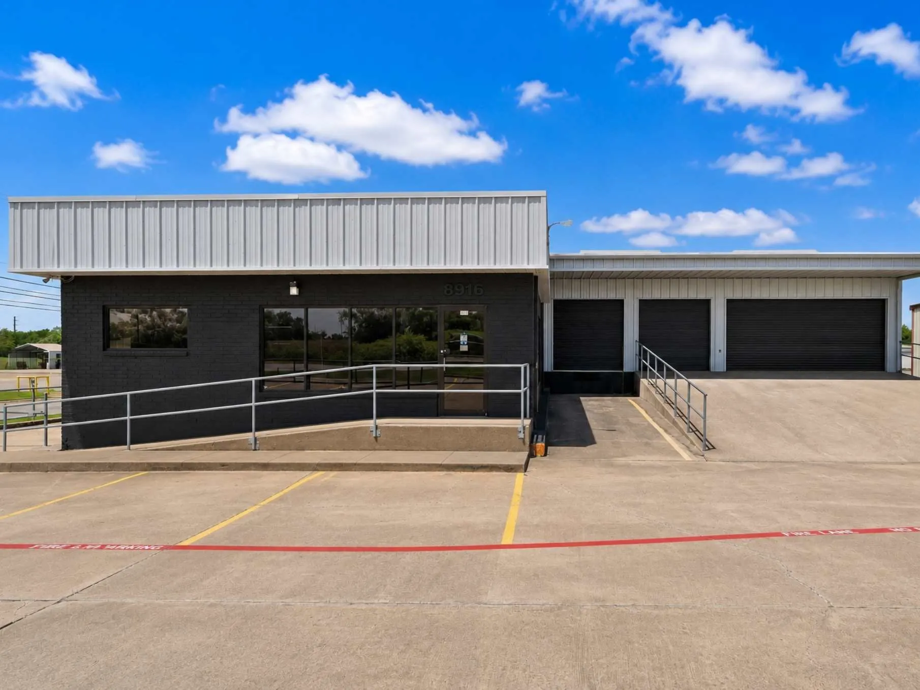Office For Rent in Hunt County , 8916 Wesley Street, Greenville, Texas 75402, 0, 0, Garage spaces, 0 Sqft, built in 1988, Price $5,050, mls#21327748, Real Estate Agent in Greenville, Homes For Rent in Hunt county, Homes For Rent in Greenville, Realtor in Greenville Texas, Real Estate Brokerage Independent Realty Texas, Luminita Cordes Realtor