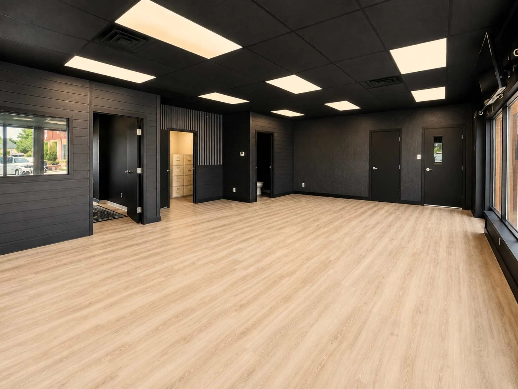 Office For Rent in Hunt County , 8916 Wesley Street, Greenville, Texas 75402, 0, 0, Garage spaces, 0 Sqft, built in 1988, Price $5,050, mls#21327748, Real Estate Agent in Greenville, Homes For Rent in Hunt county, Homes For Rent in Greenville, Realtor in Greenville Texas, Real Estate Brokerage Independent Realty Texas, Luminita Cordes Realtor